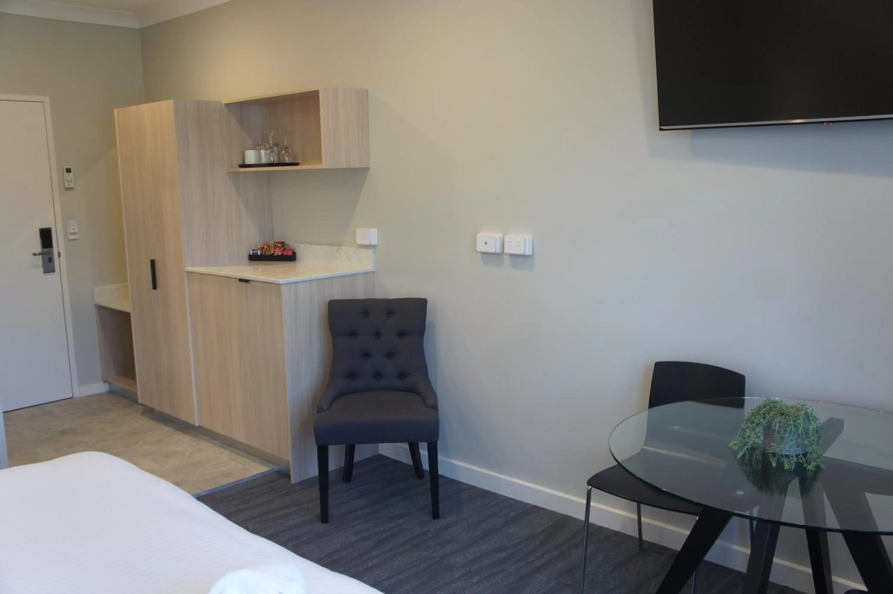 Bed in Warners at the Bay