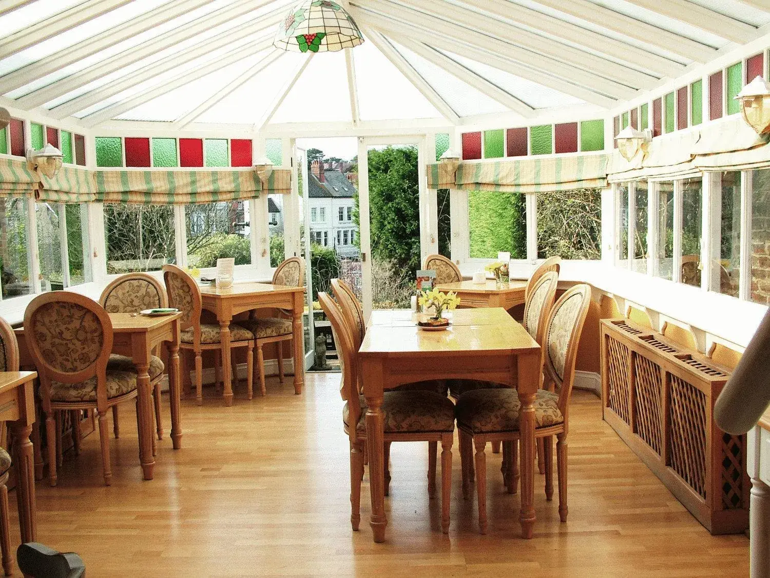 Restaurant/places to eat in Tower House 1066 Restaurant/places to eat in Tower House 1066