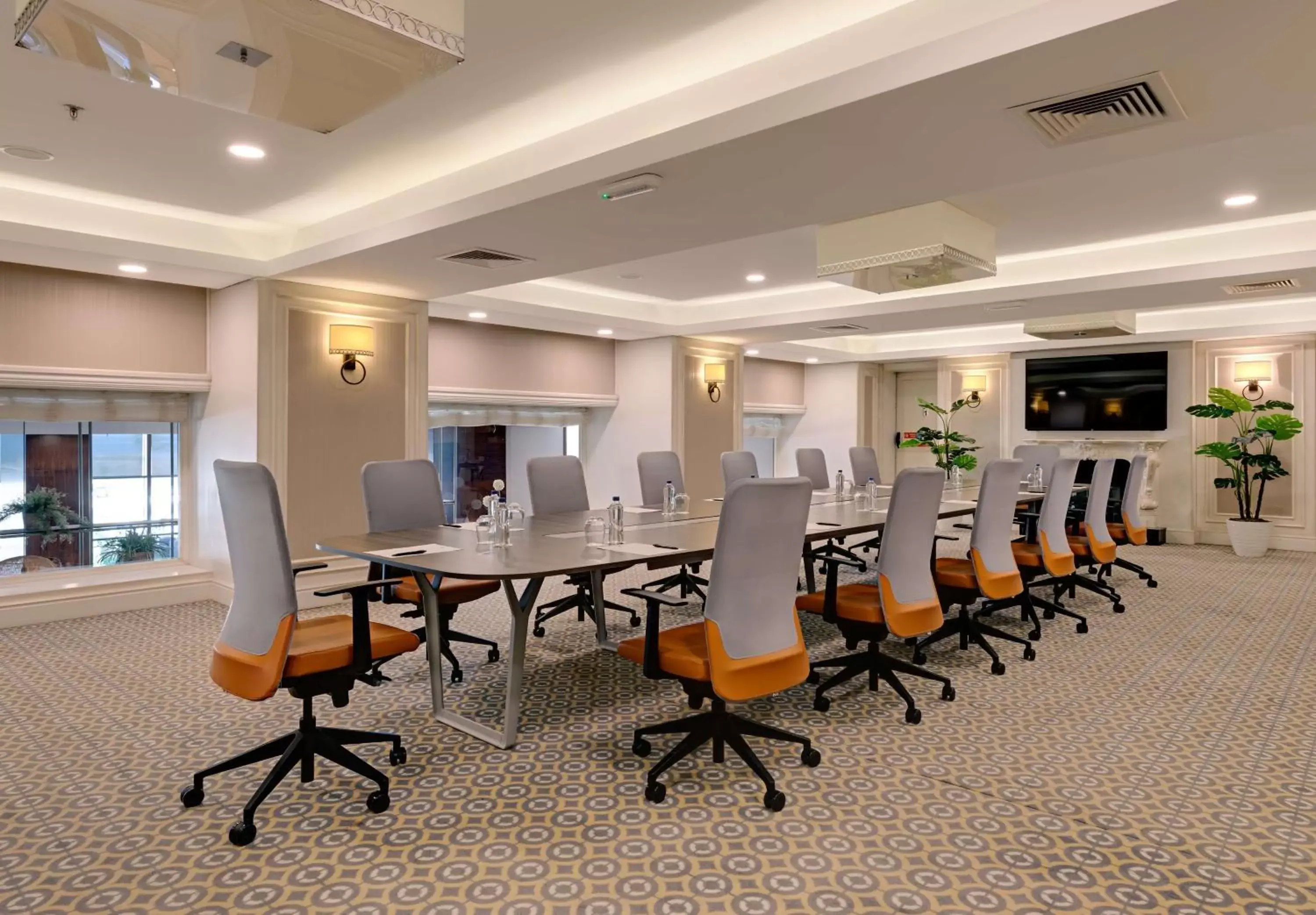 Meeting/conference room in Doubletree by Hilton Van