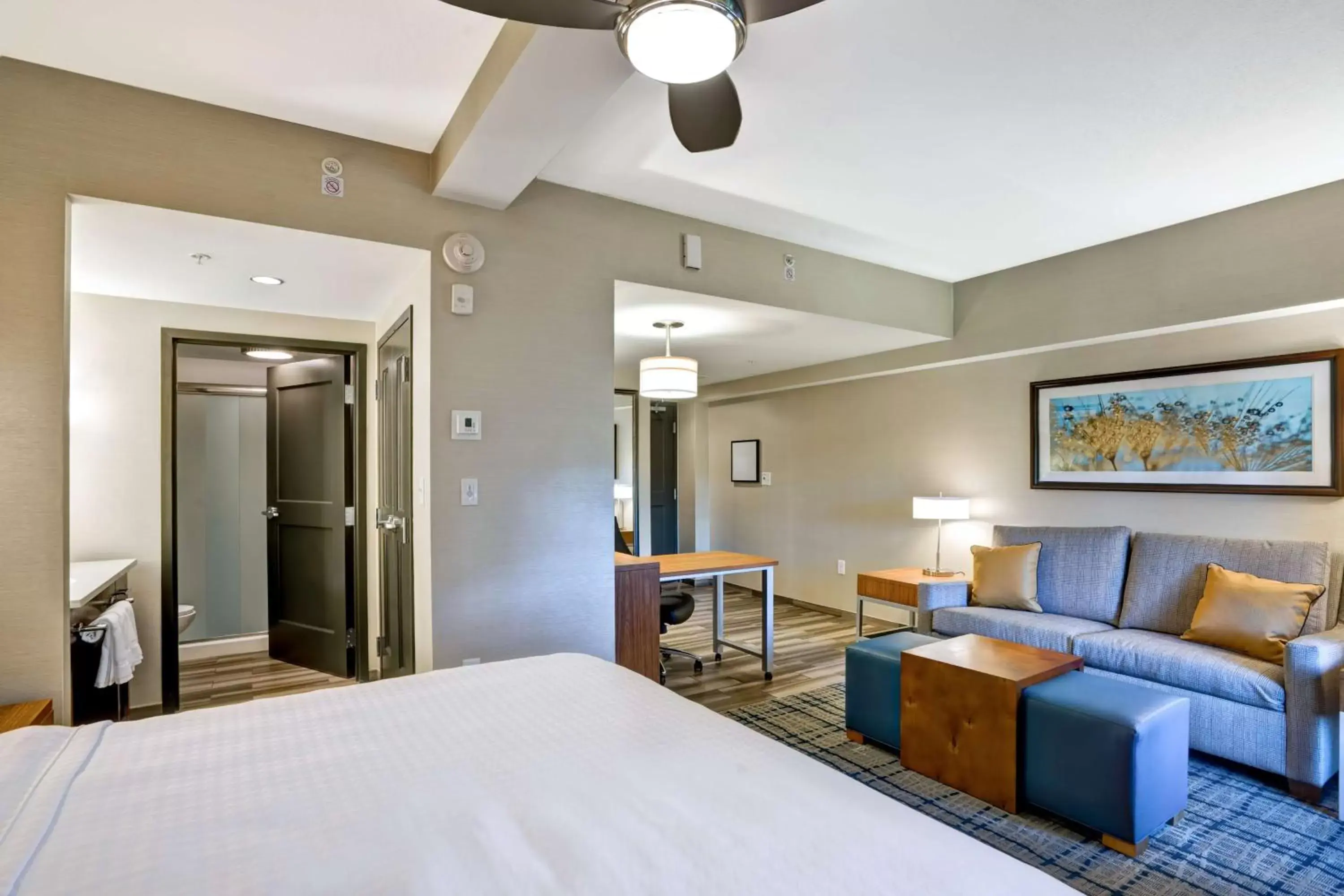 Bed in Homewood Suites by Hilton Boston Brookline-Longwood Medical