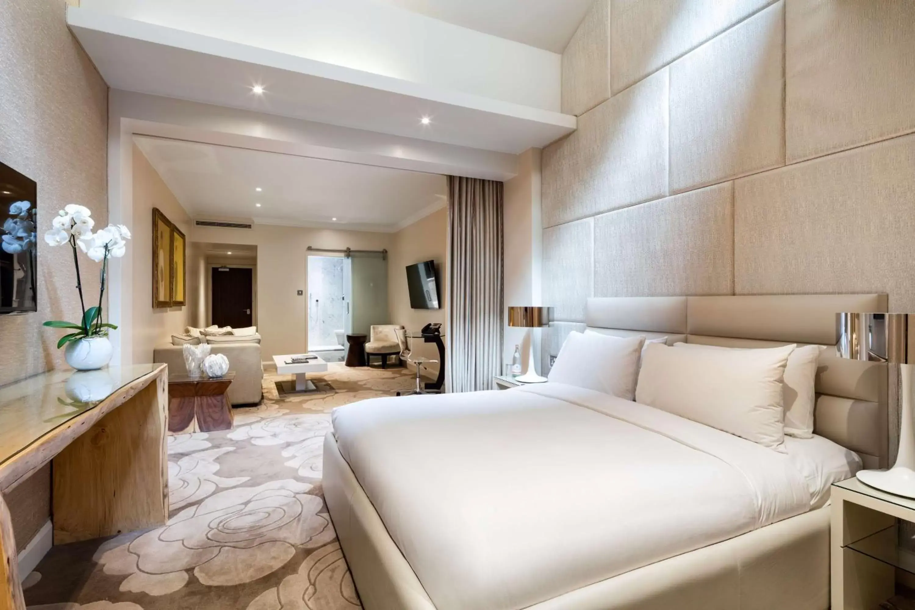 Studio Suite in The May Fair, A Radisson Collection Hotel, Mayfair London