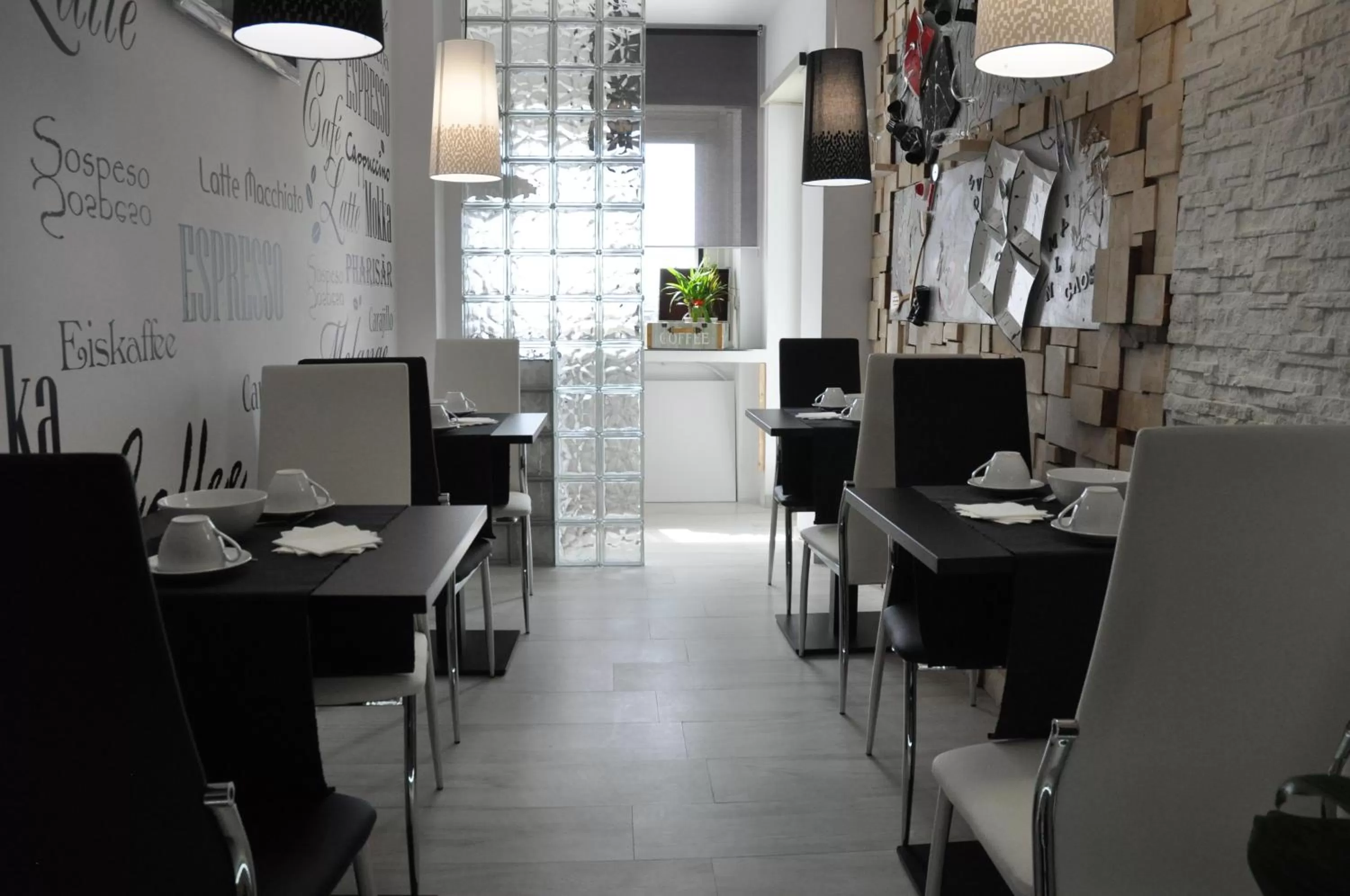 Restaurant/places to eat in Caos Calmo