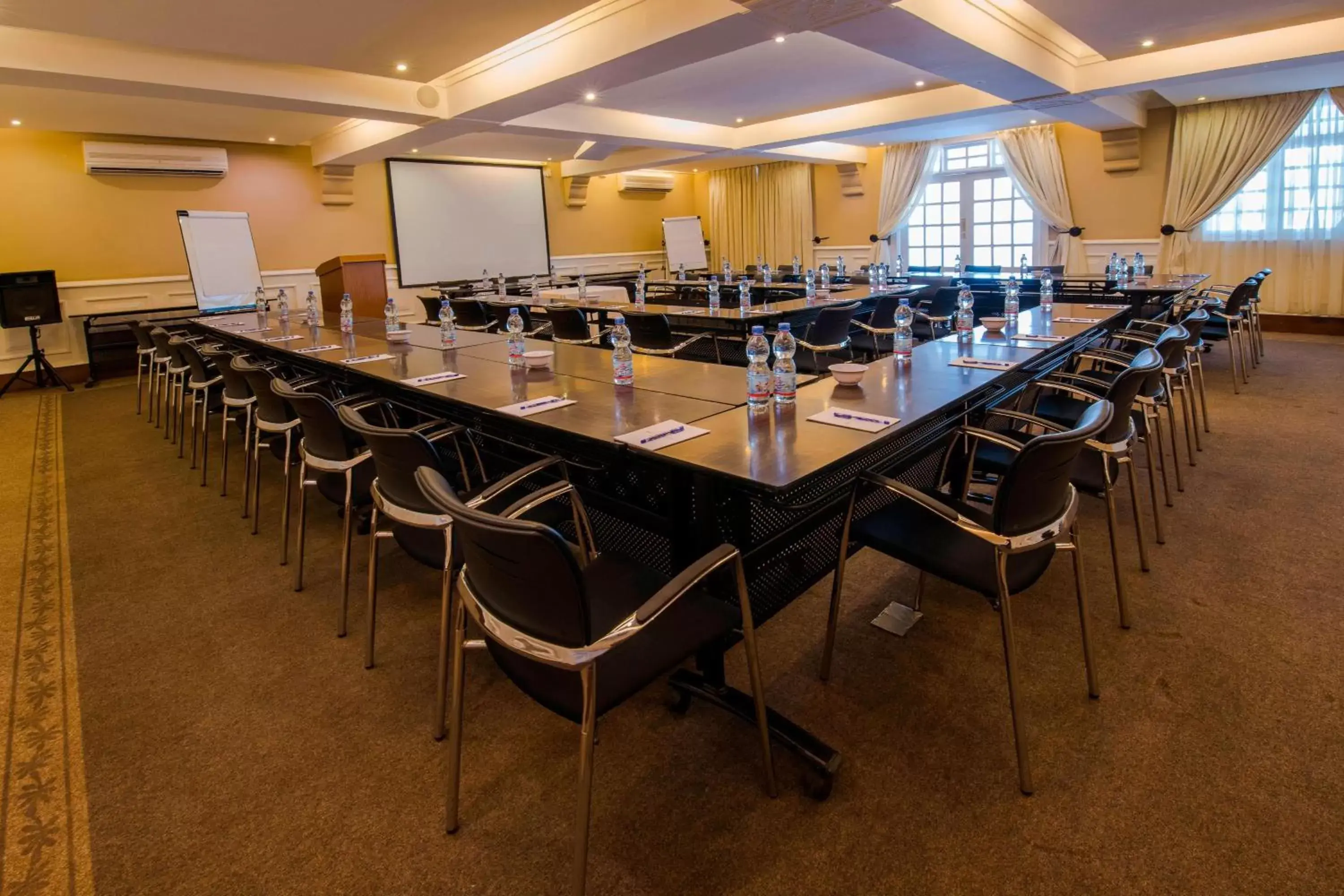 Meeting/conference room in Protea Hotel by Marriott Dar es Salaam Courtyard