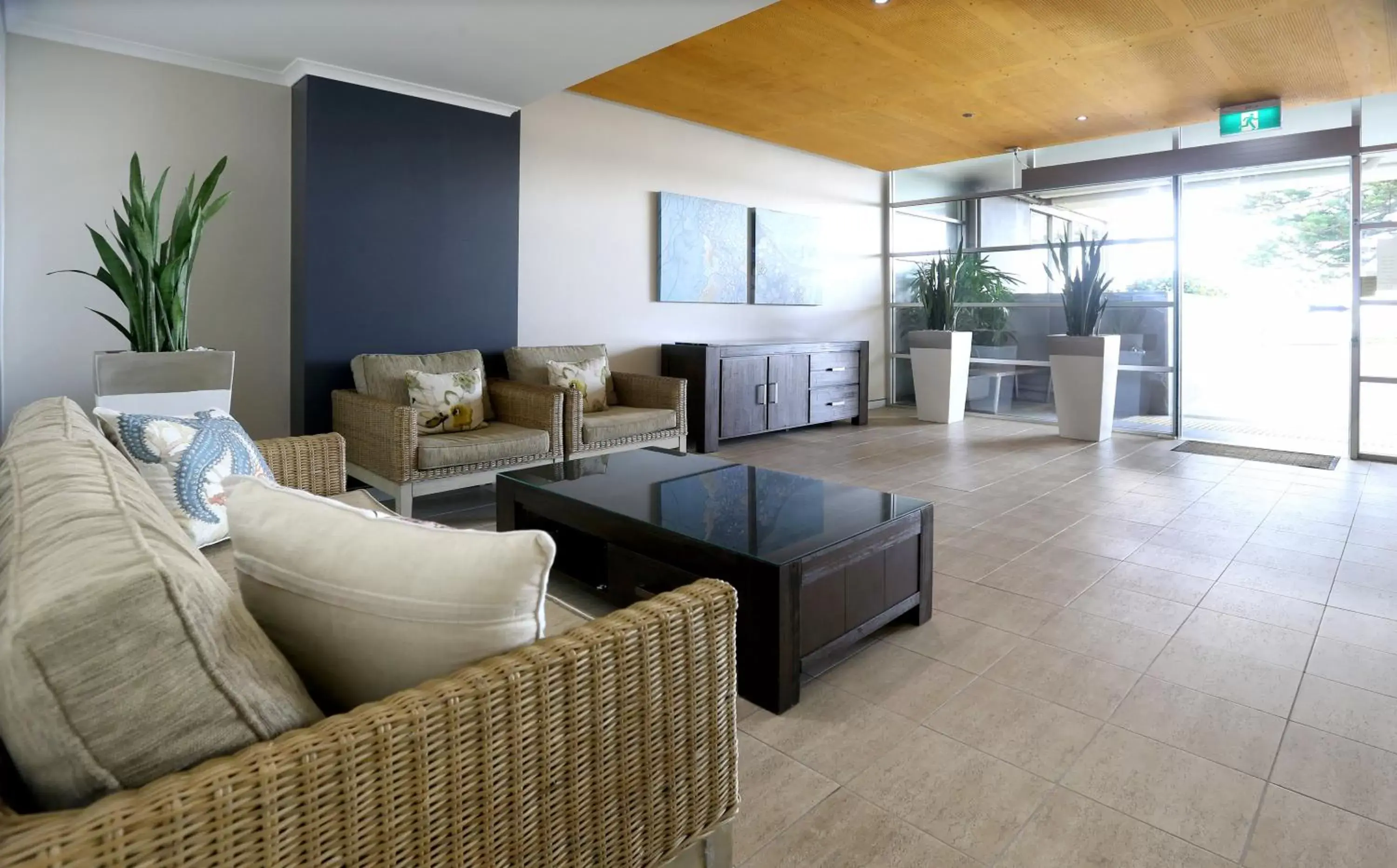 Lobby or reception, Seating Area in Sandcastle Apartments