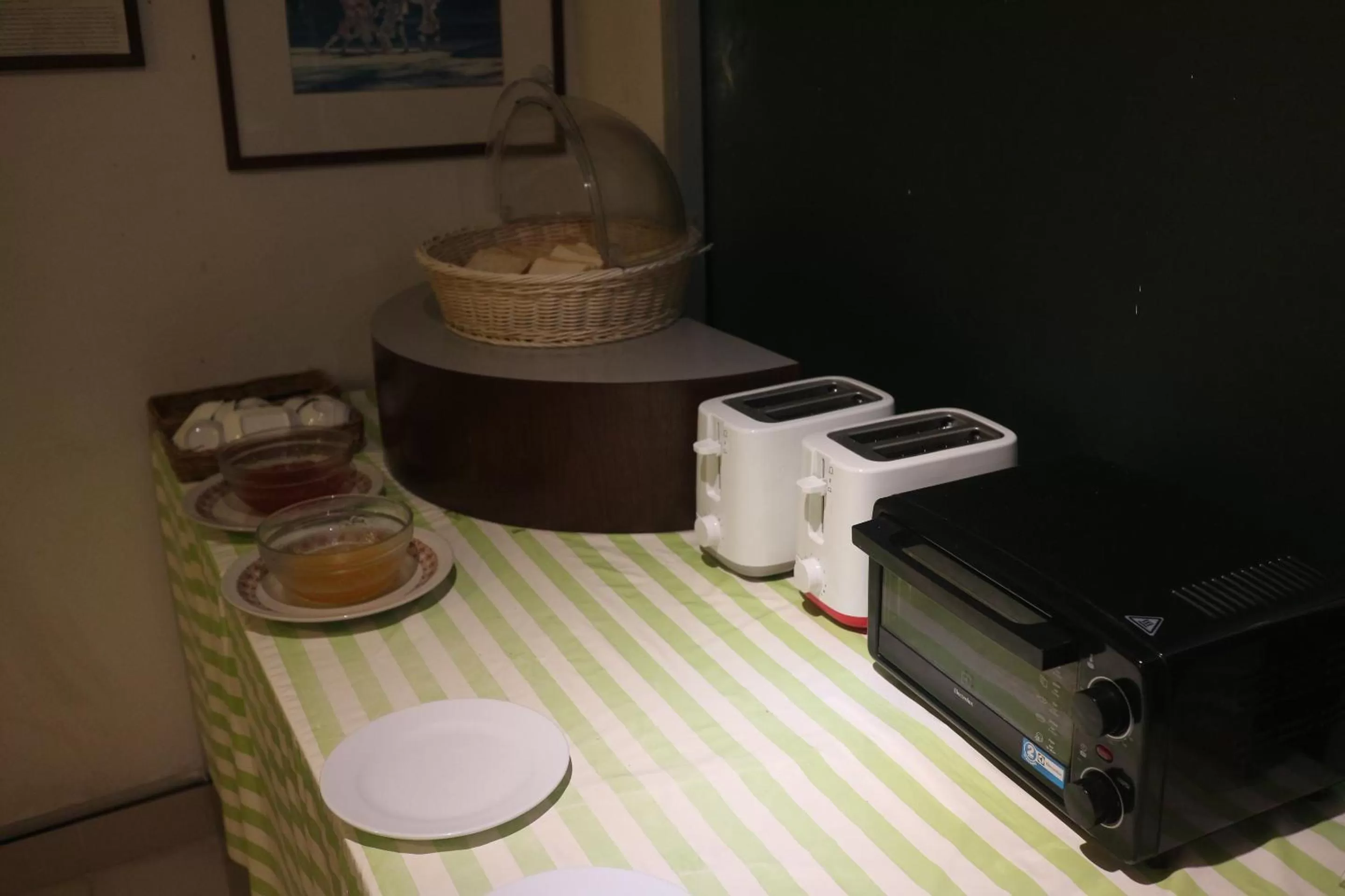Continental breakfast in Floral Shire Suvarnabhumi Airport