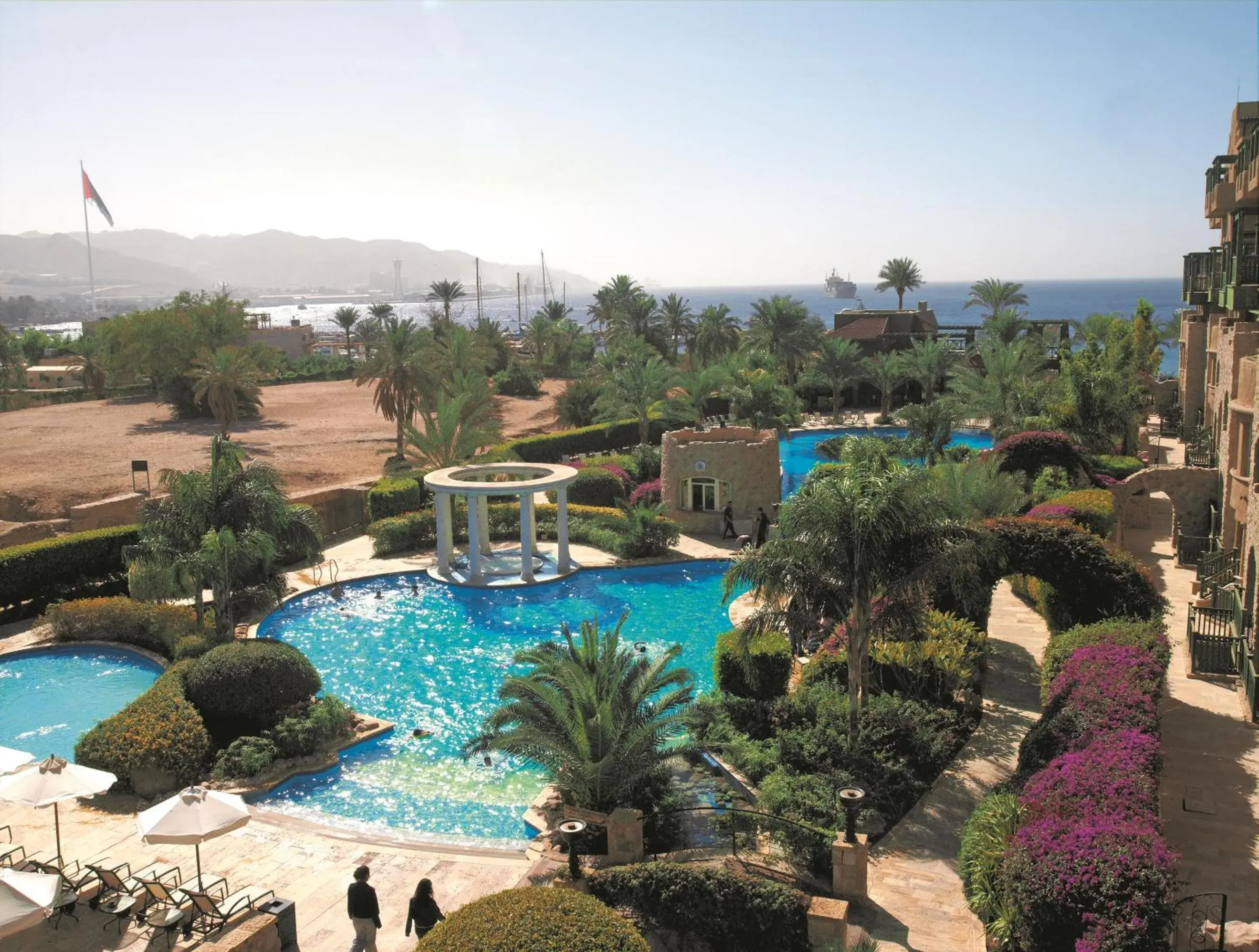 Shower, Pool View in Movenpick Resort & Residences Aqaba