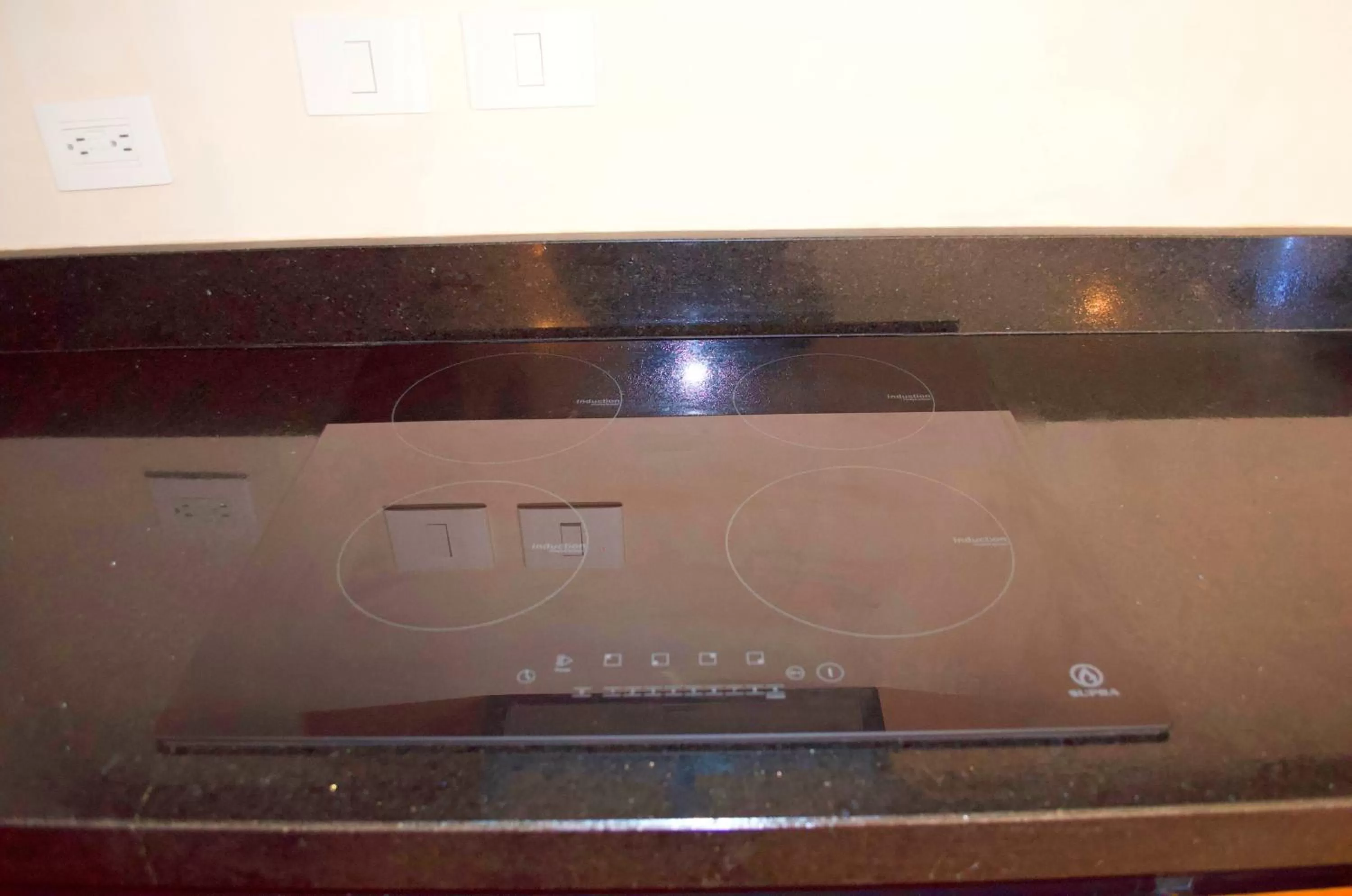 Kitchen or kitchenette, Kitchen/Kitchenette in Gardens Coba - Luxury Cardinal