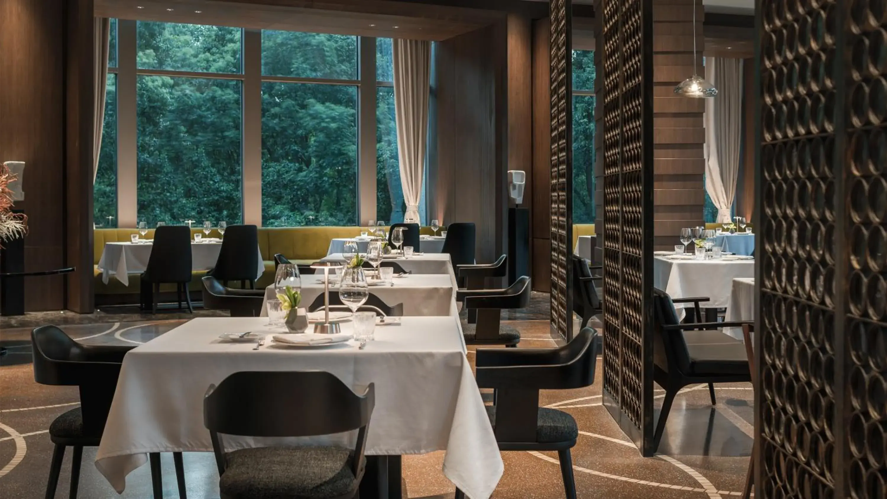 Restaurant/Places to Eat in InterContinental Suzhou Hotel, an IHG Hotel