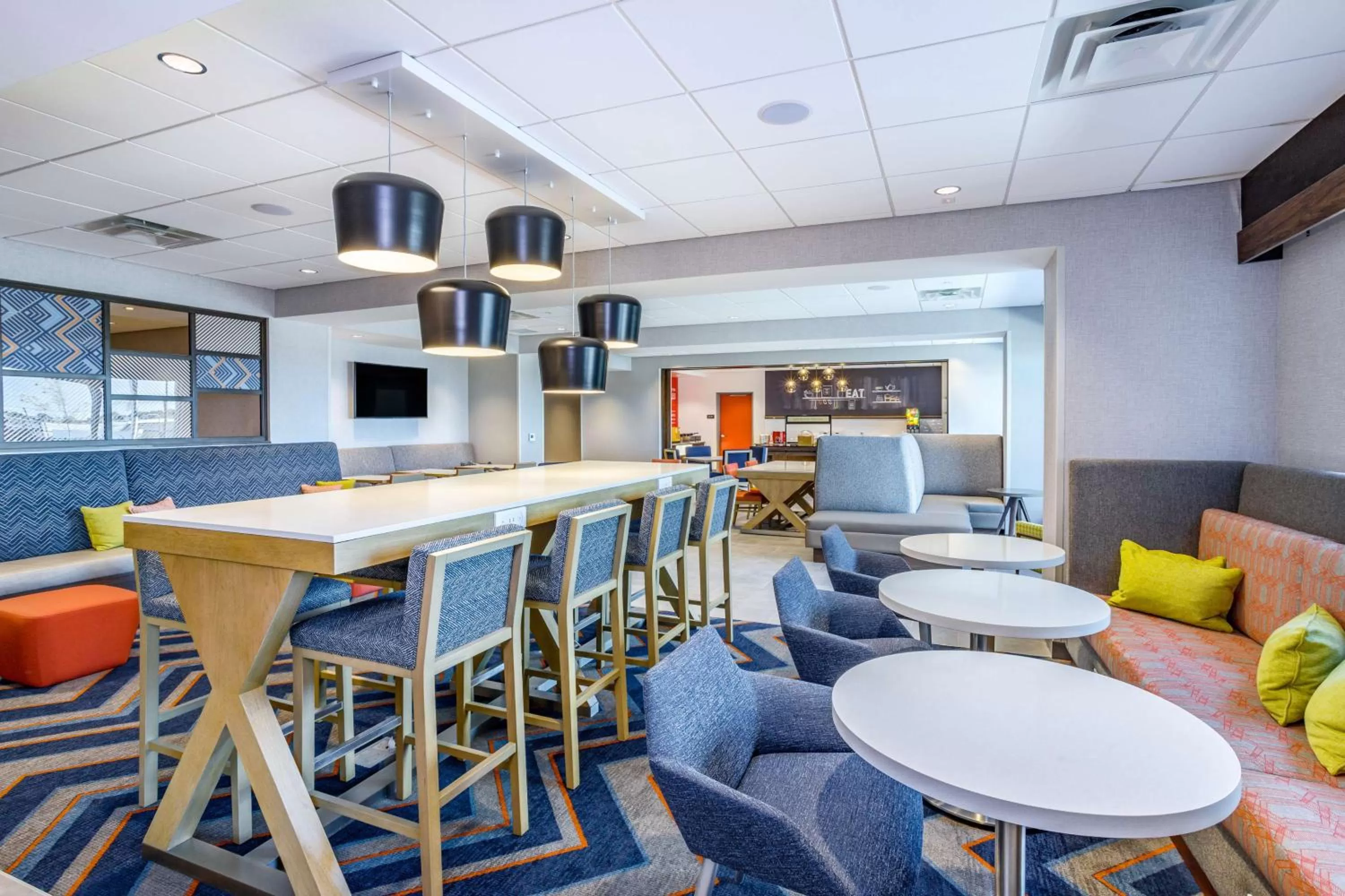 Breakfast in Hampton Inn Bedford In, In