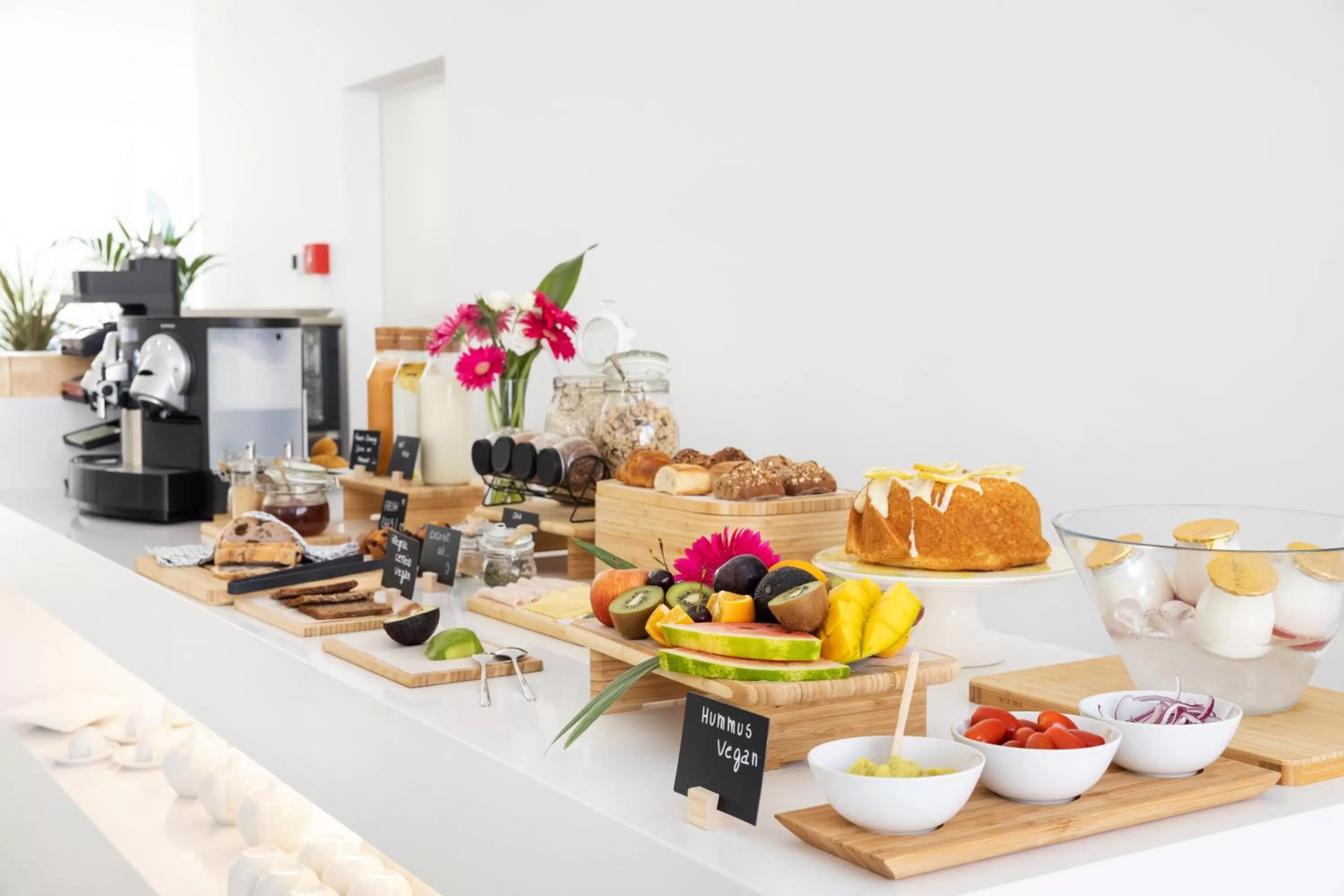 Buffet breakfast in Vila Maria Hotel - Adults Only
