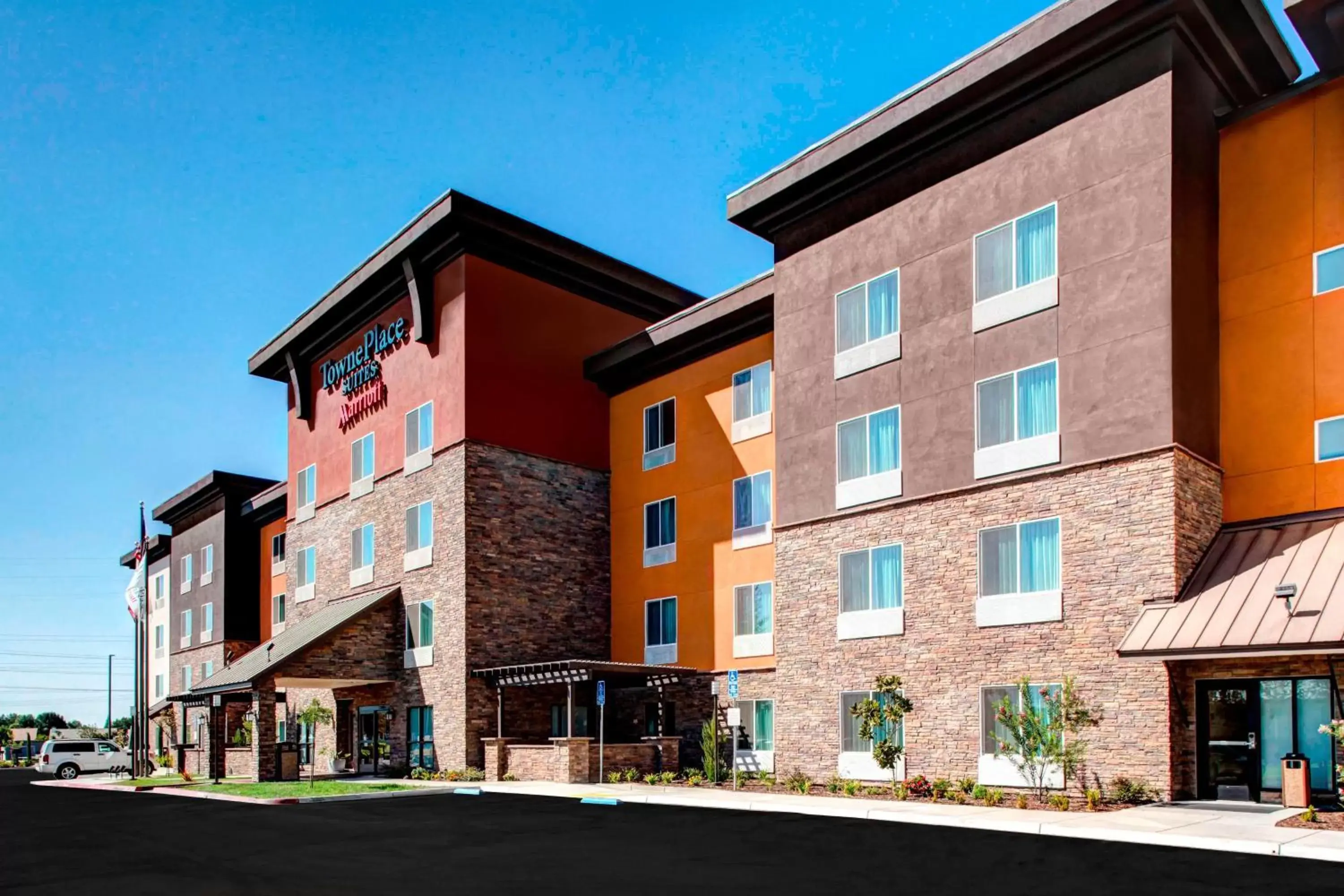 Property Building in TownePlace Suites by Marriott Bakersfield West