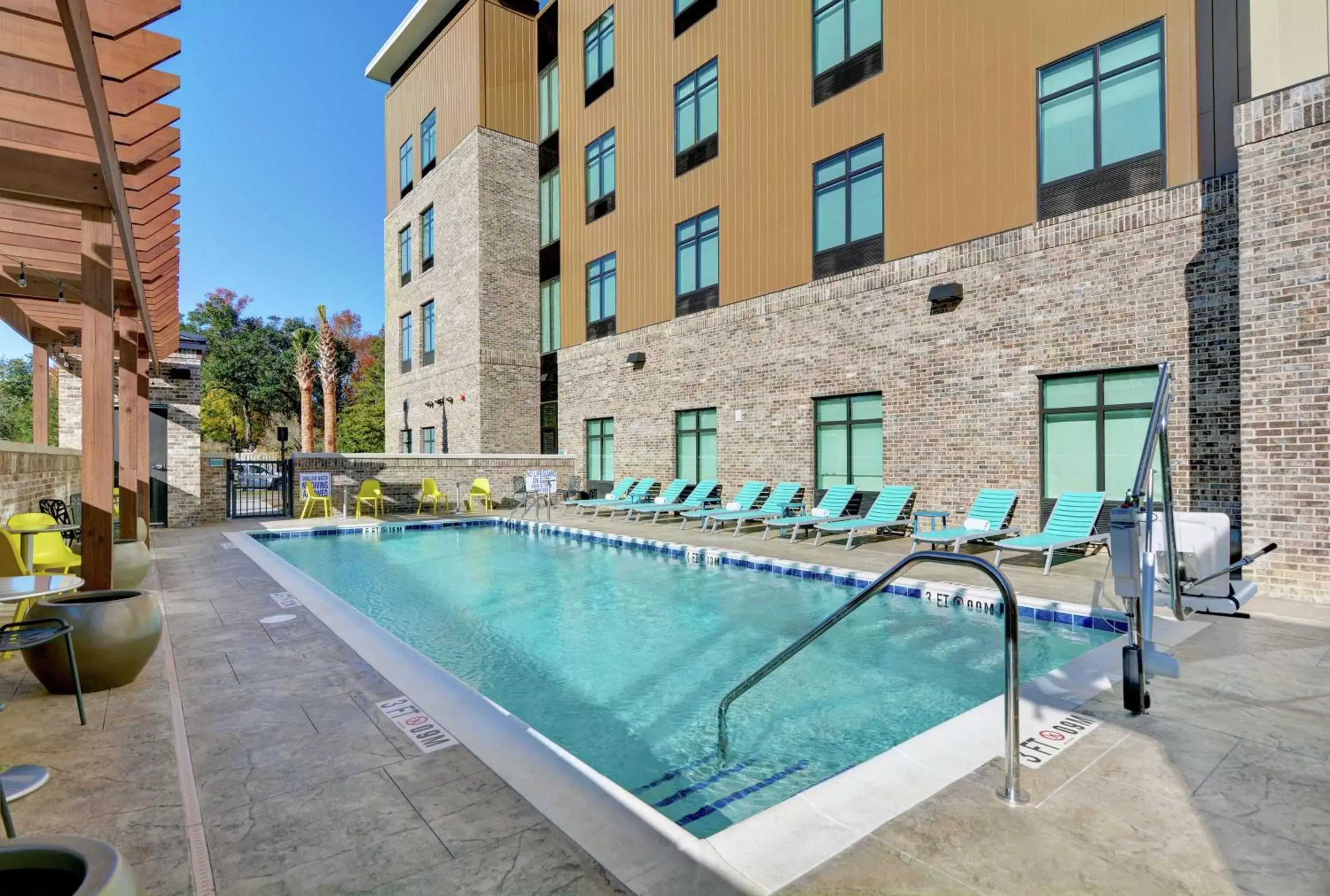 Pool view in Home2 Suites By Hilton Charleston Daniel Island, Sc Pool view in Home2 Suites By Hilton Charleston Daniel Island, Sc