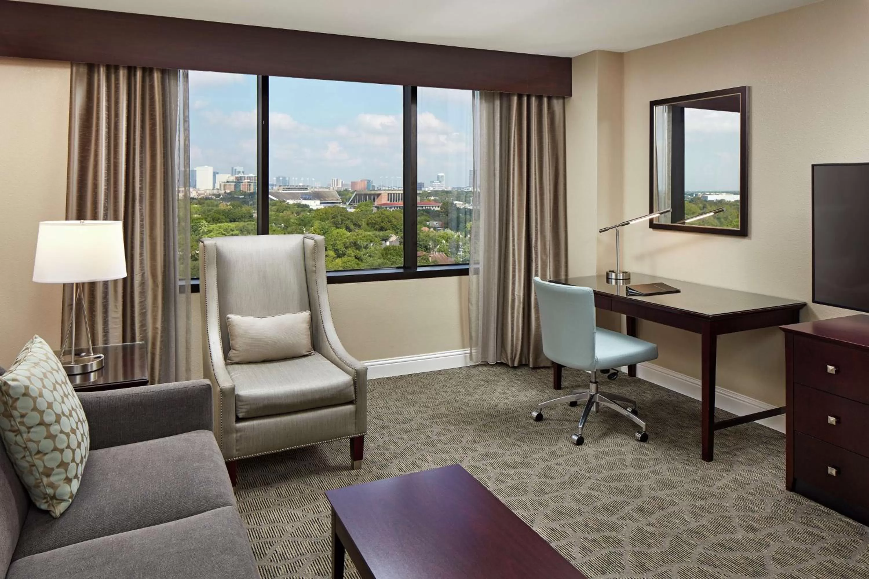 Bedroom in Hilton Houston Plaza/Medical Center