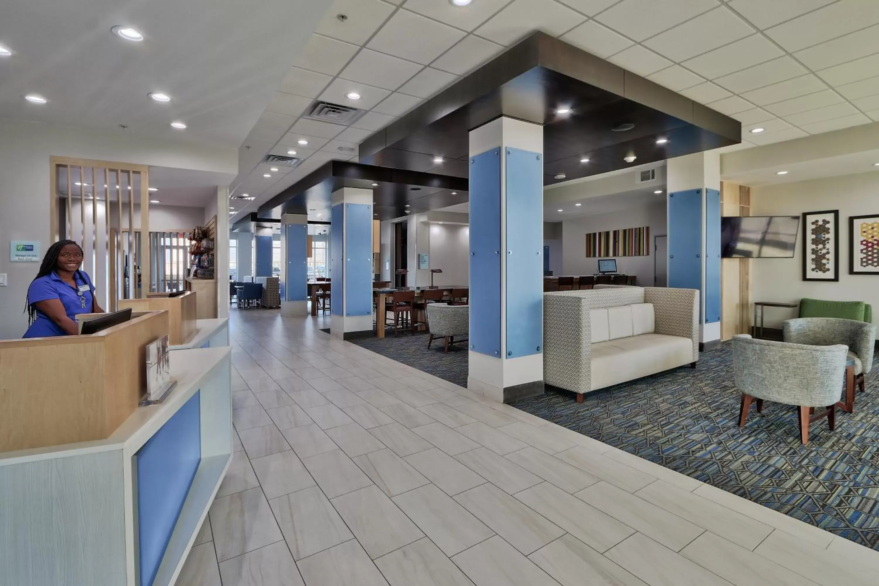 Lobby or reception, Lobby/Reception in Holiday Inn Express & Suites - Houston East - Beltway 8, an IHG Hotel