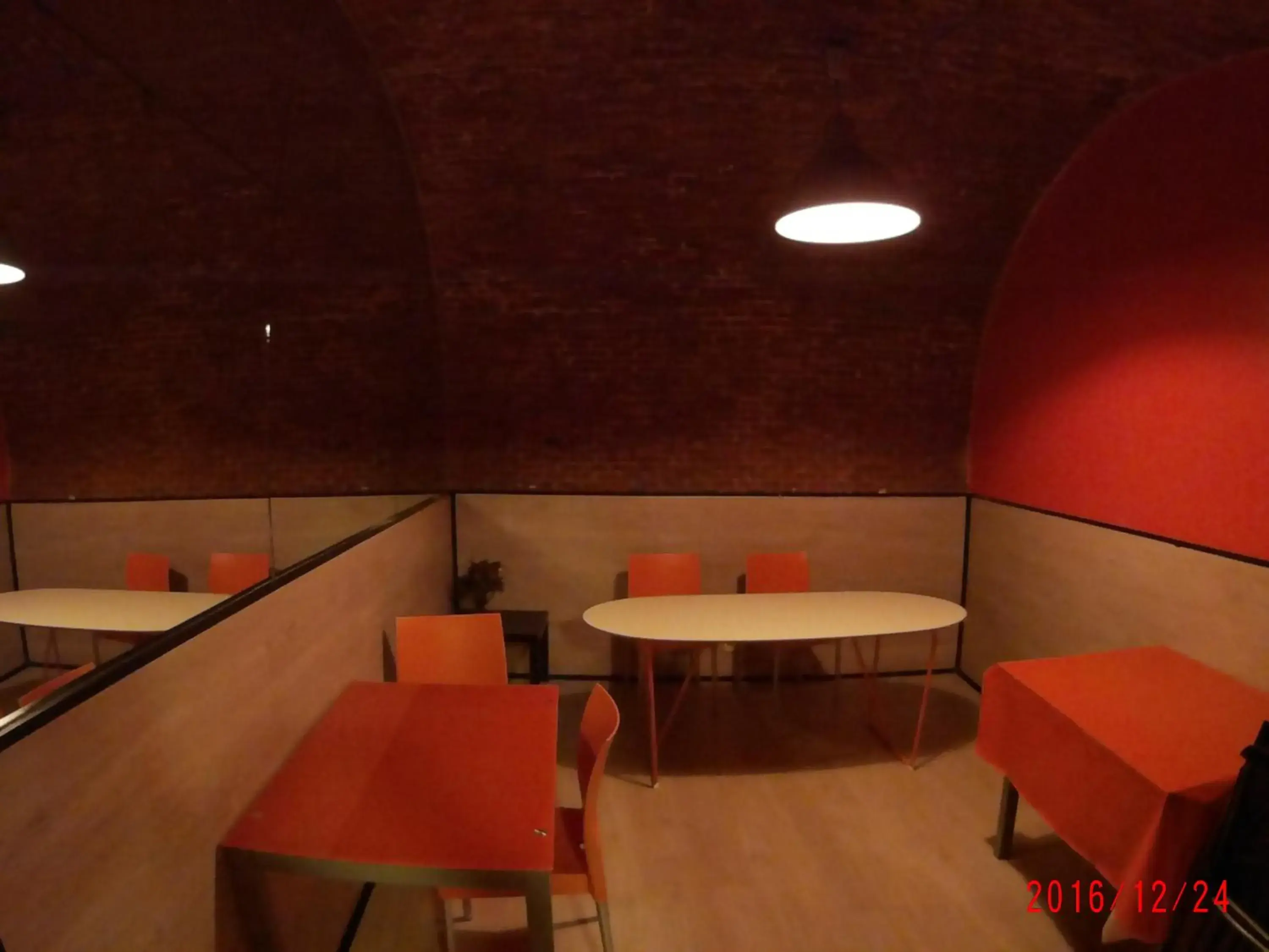 Lounge or bar, Restaurant/Places to Eat in Hostels Meetingpoint