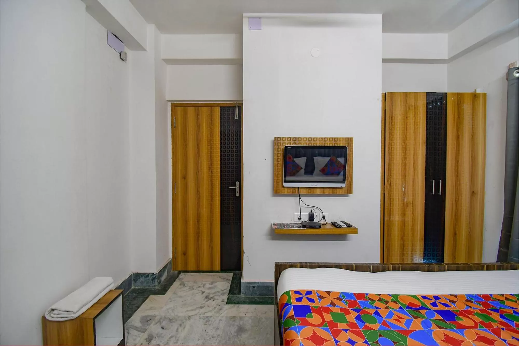 Bed in FabExpress Amar Raj Villa - Nr Eco Park