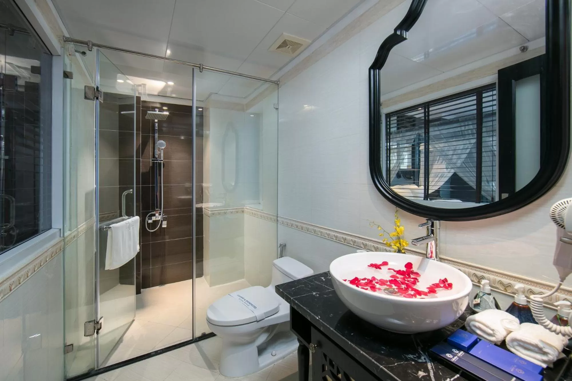 Shower in Grande Collection Hotel & Spa