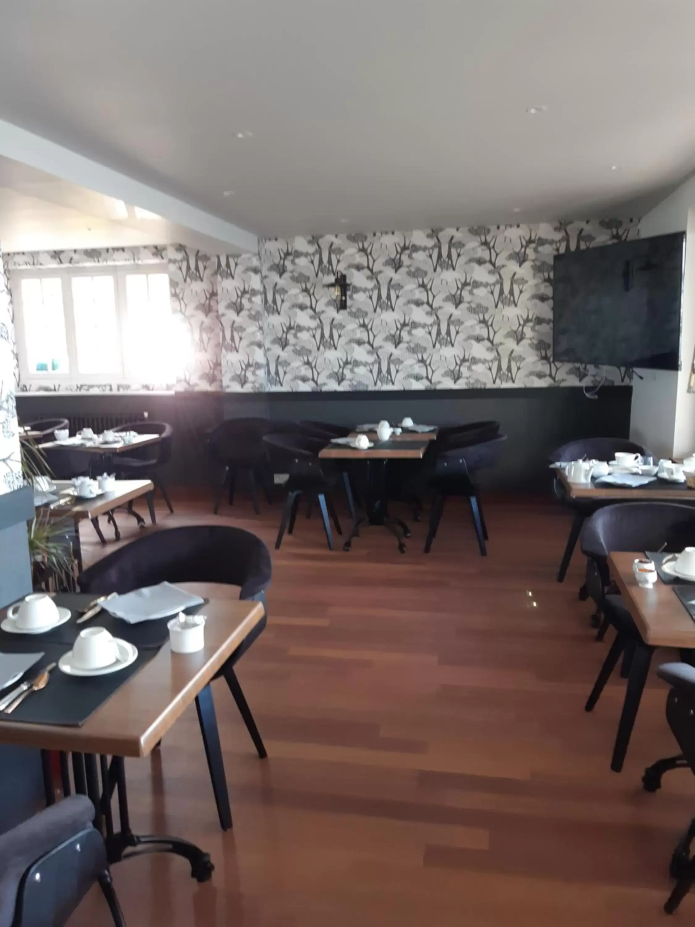 Food and drinks, Restaurant/Places to Eat in Hotel Restaurant Les Venetes