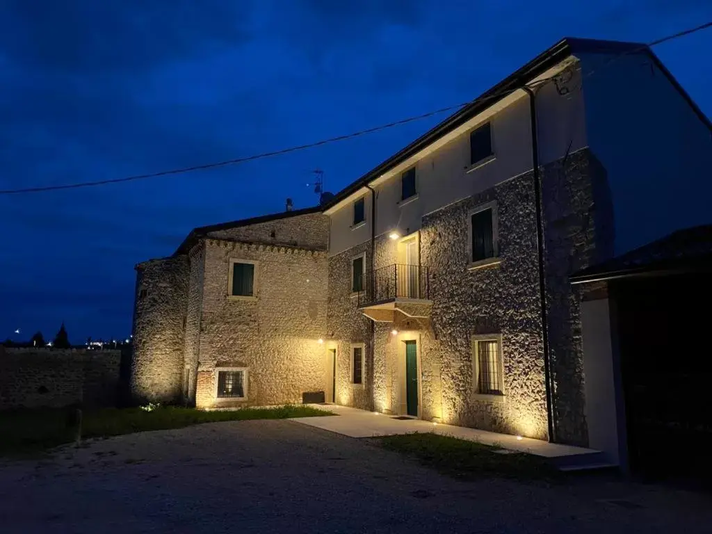 Night, Property Building in Casa Ossan