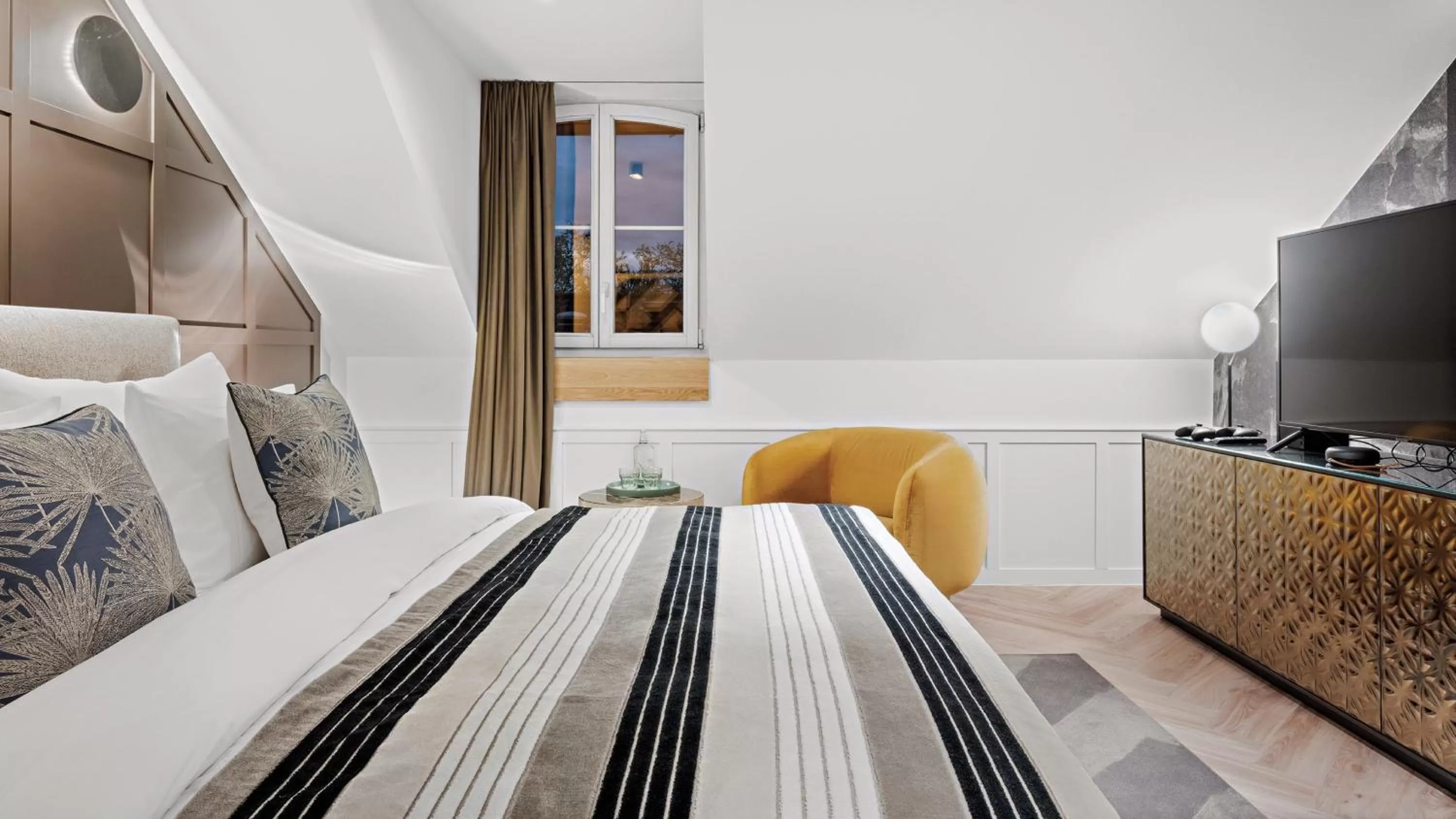 Bedroom, Bed in Boutique Hotel Wellenberg