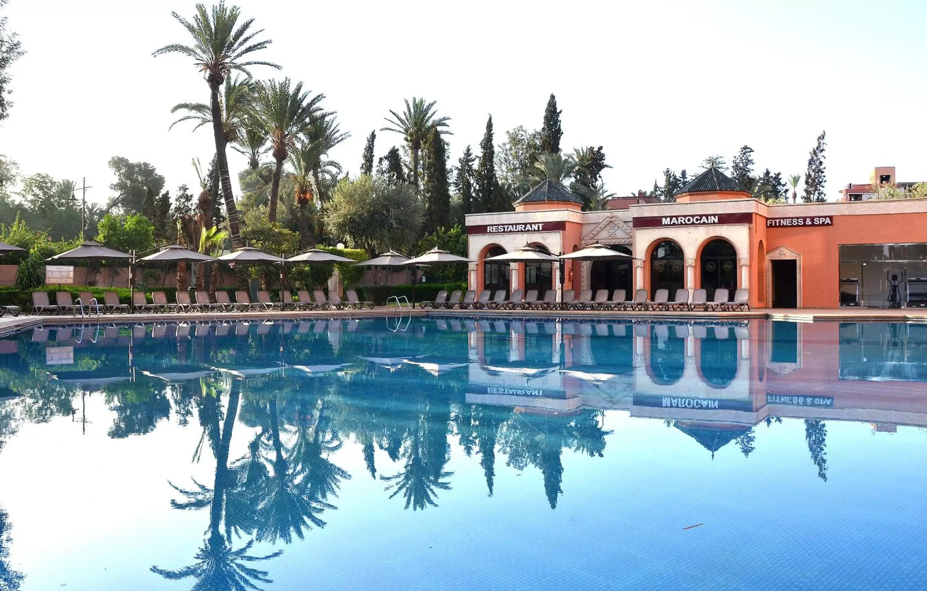 Swimming Pool in Royal Mirage Deluxe