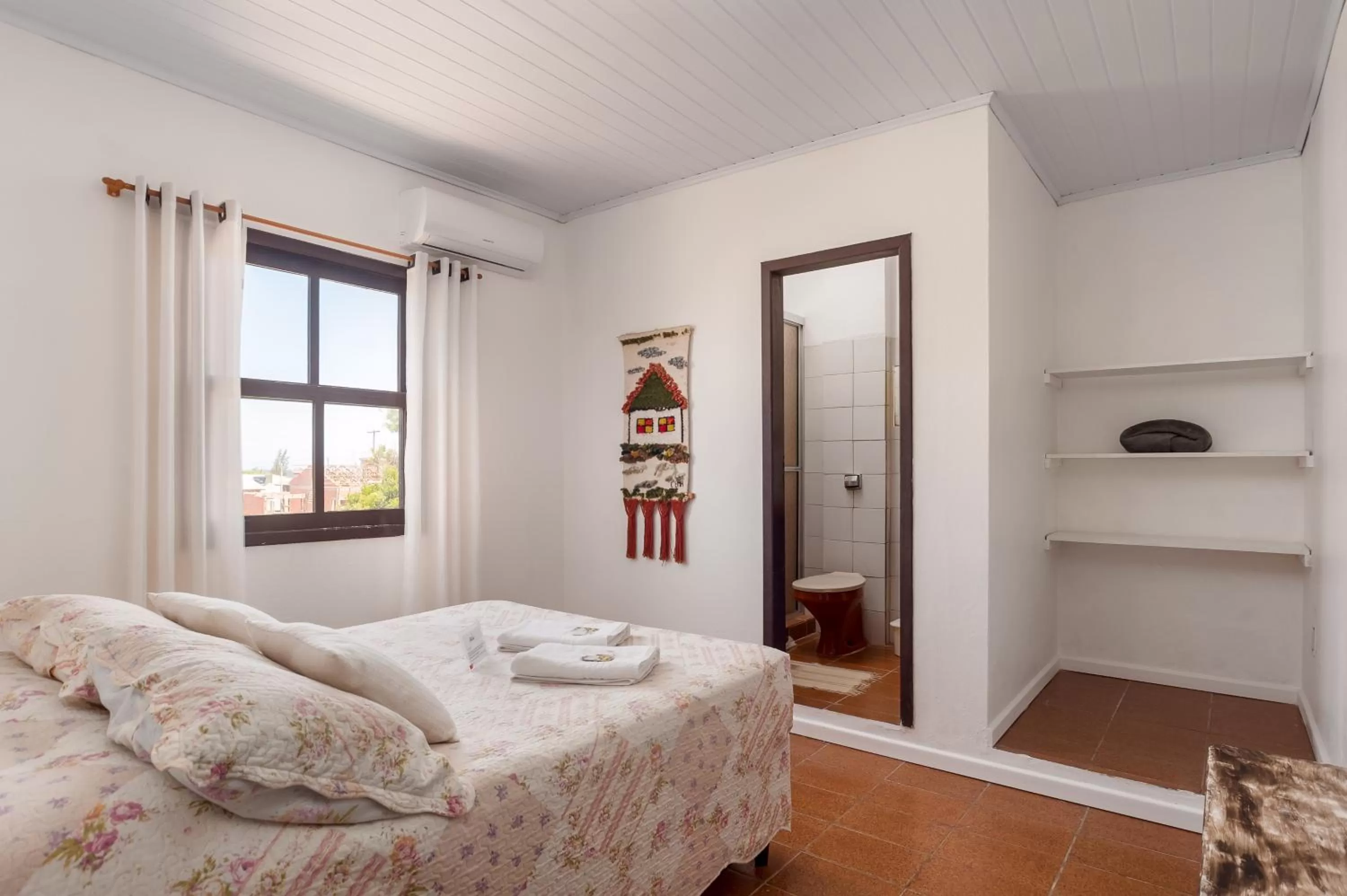 Two-Bedroom Apartment in Pousada Itapeva