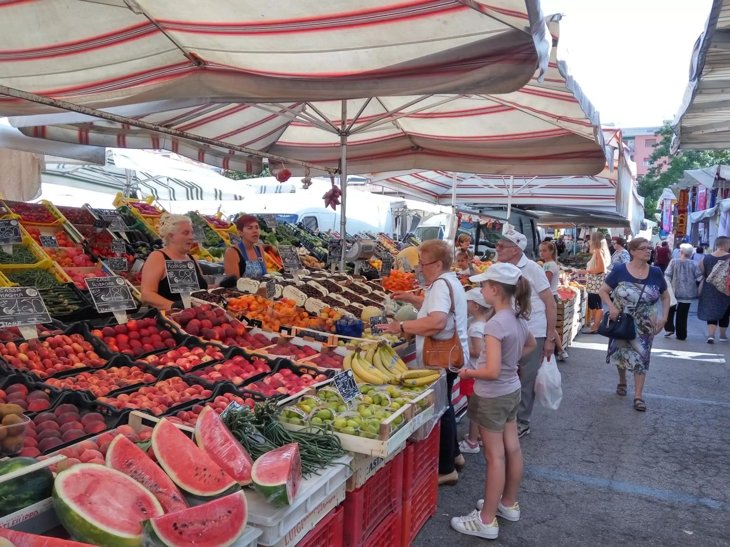 Property building in Hotel Aurora Property building in Hotel Aurora