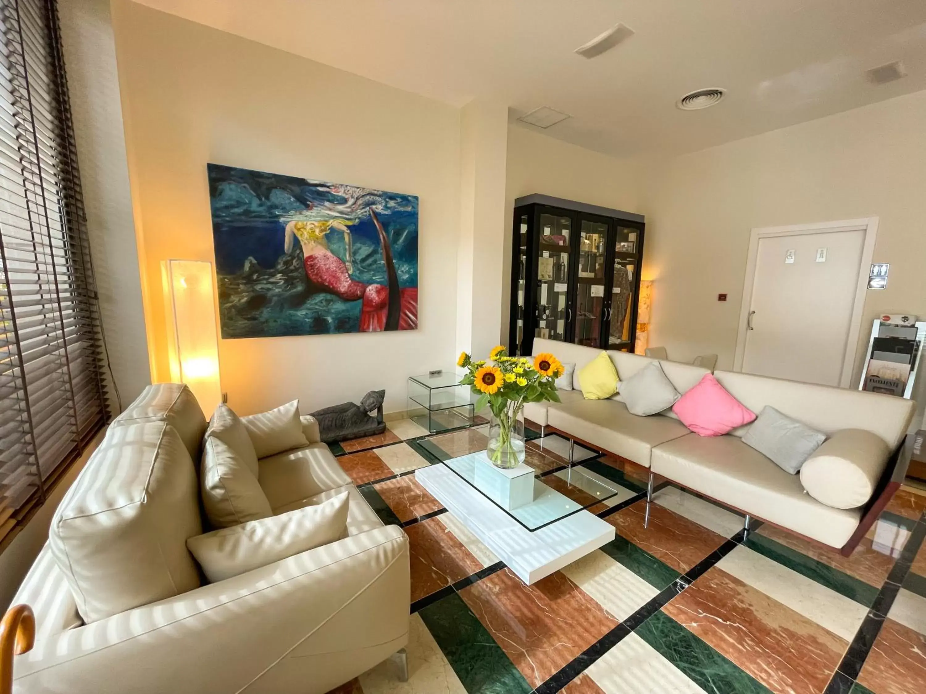 Lobby or reception, Seating Area in La Sort Boutique Hotel