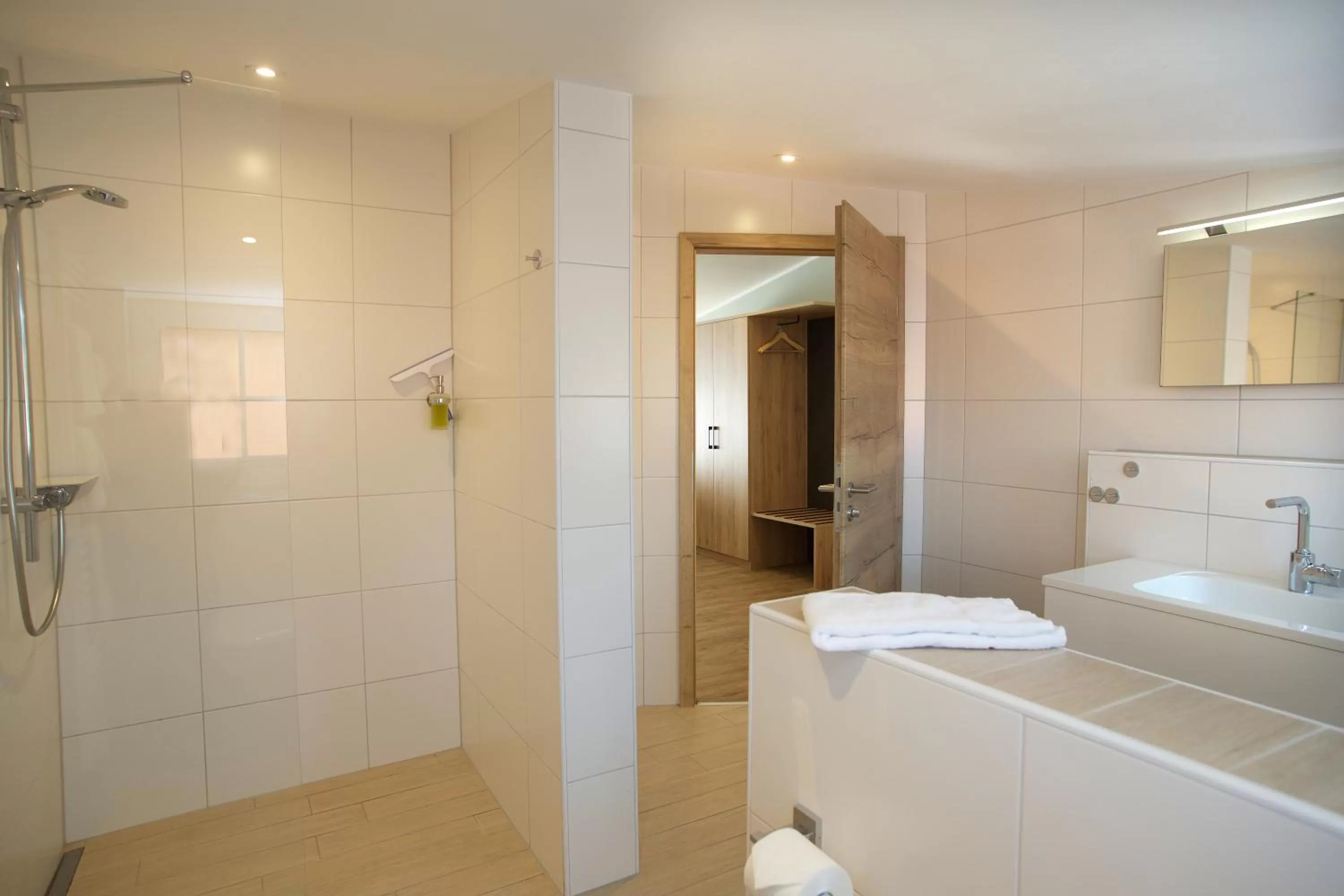 Bathroom in OlfenLodge