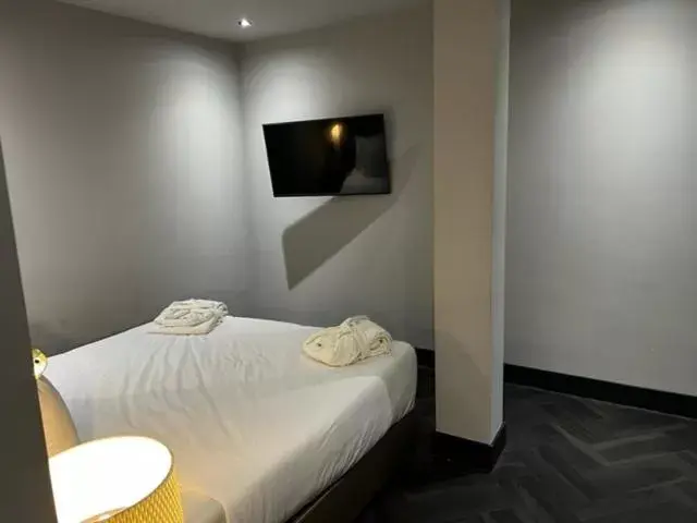 Bed in G Experience Hotel
