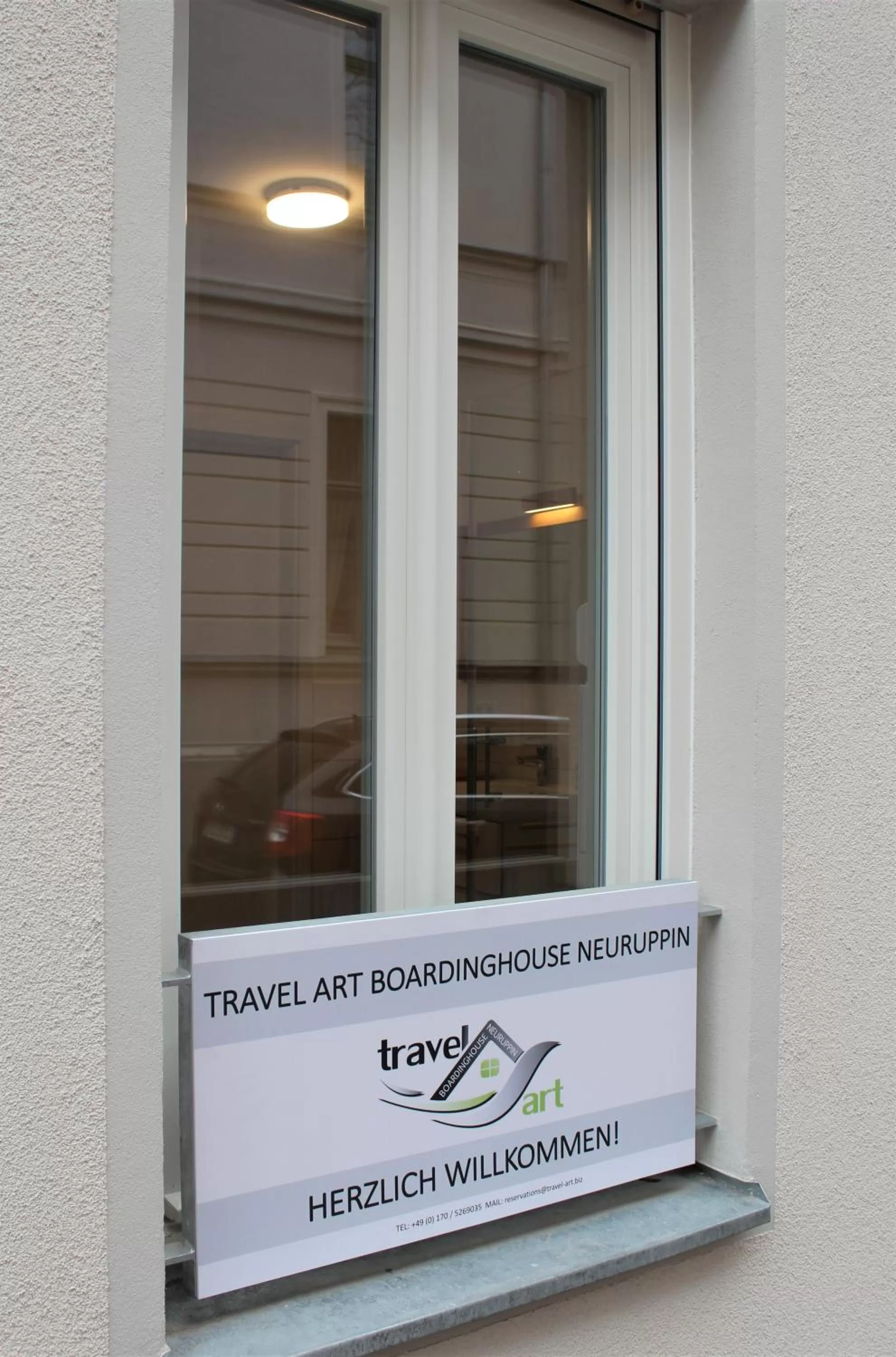Facade/entrance in Travel Art Boardinghouse (Lazarettstr.)