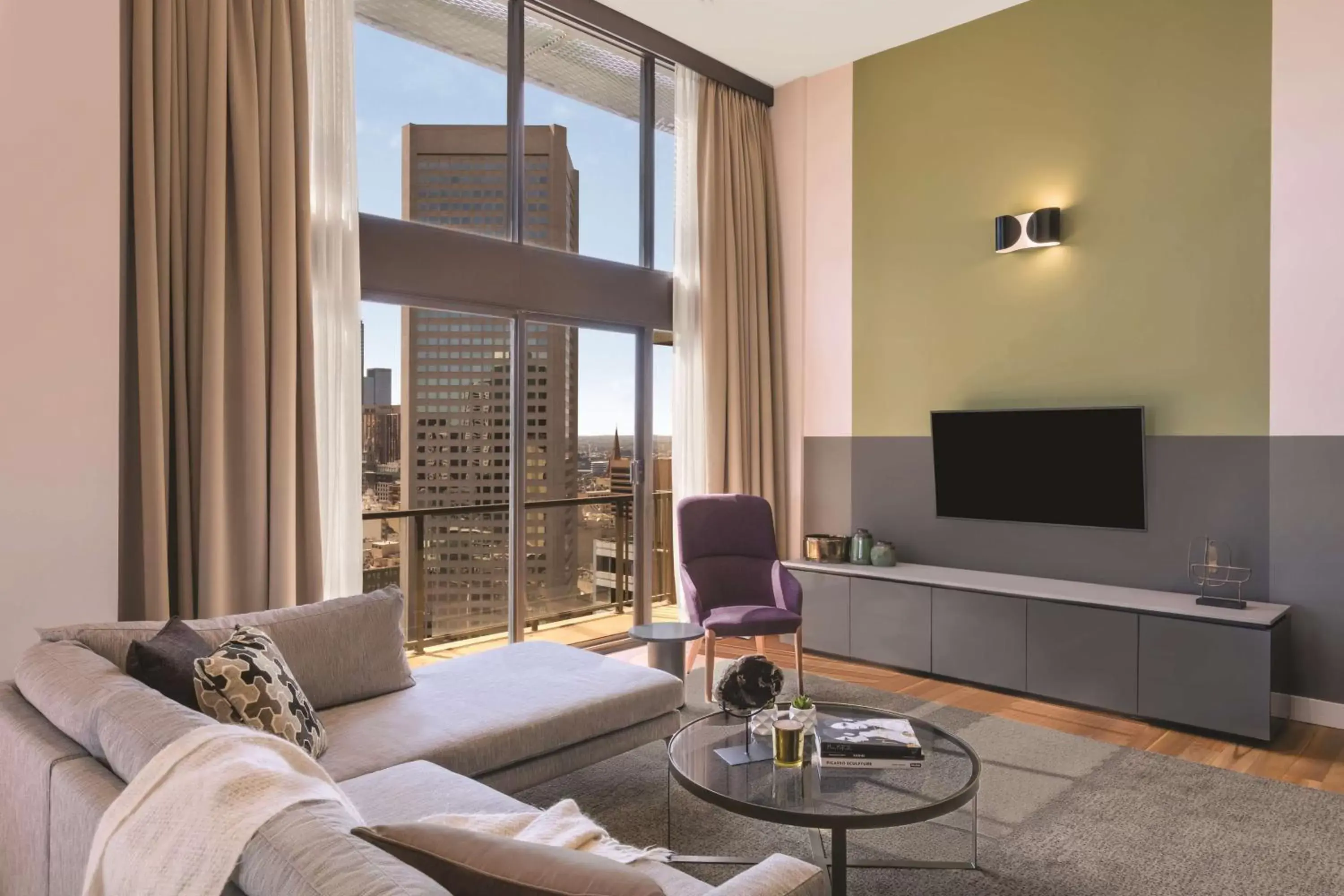 TV and multimedia, Seating Area in Adina Apartment Hotel Melbourne