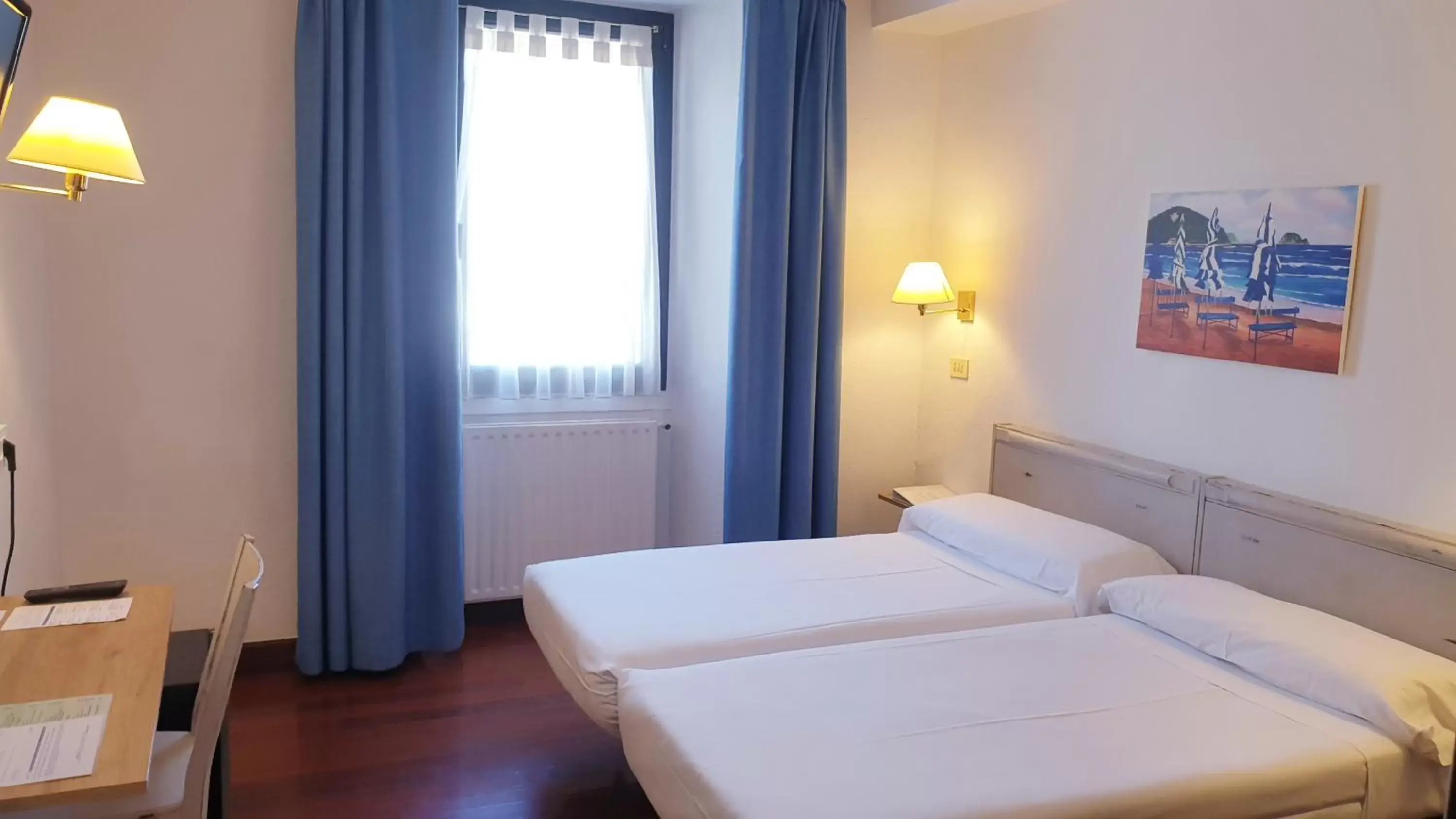 Bedroom, Bed in Hotel Zarauz
