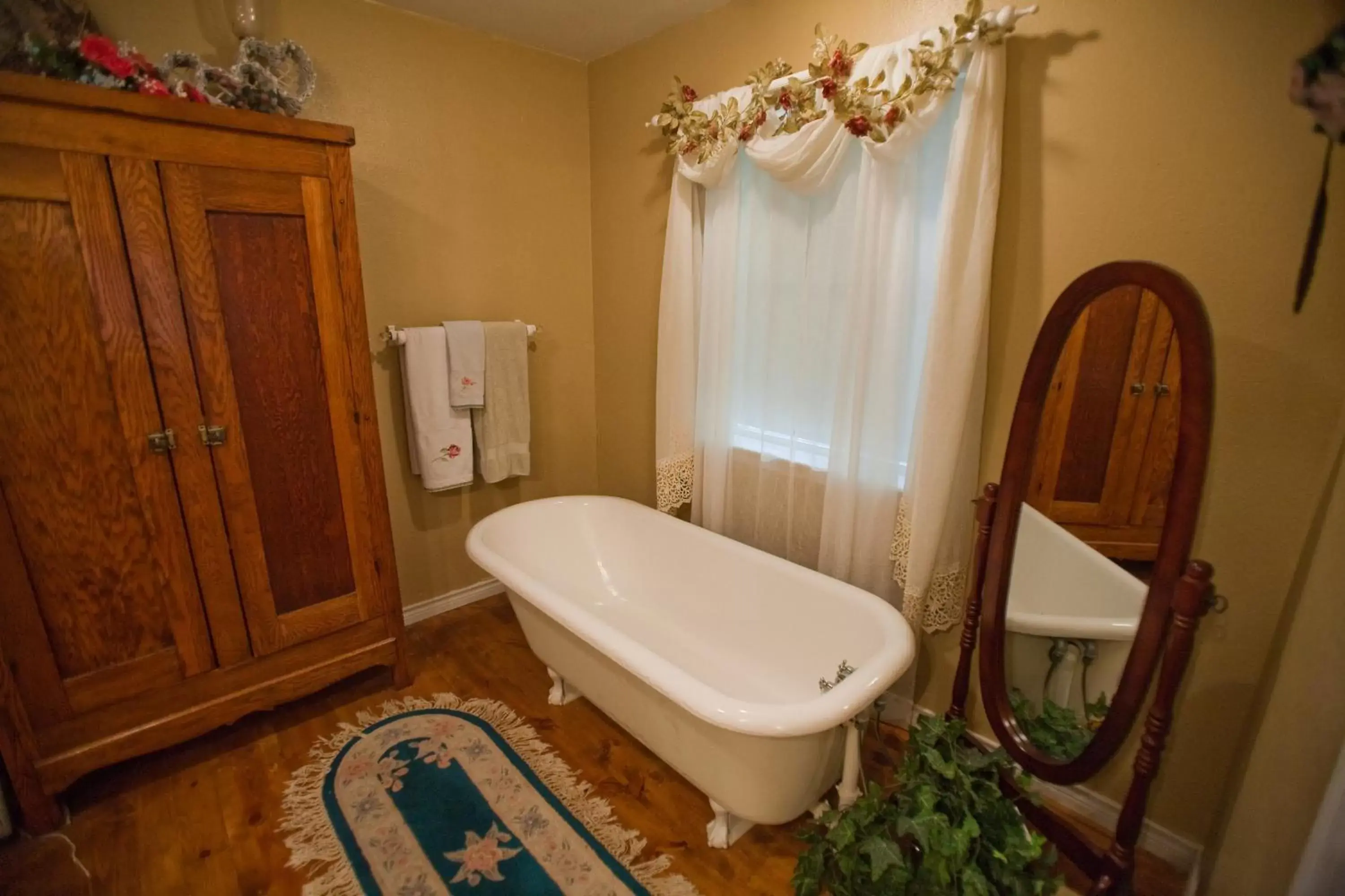 Bathroom in Bed and Breakfast on White Rock Creek