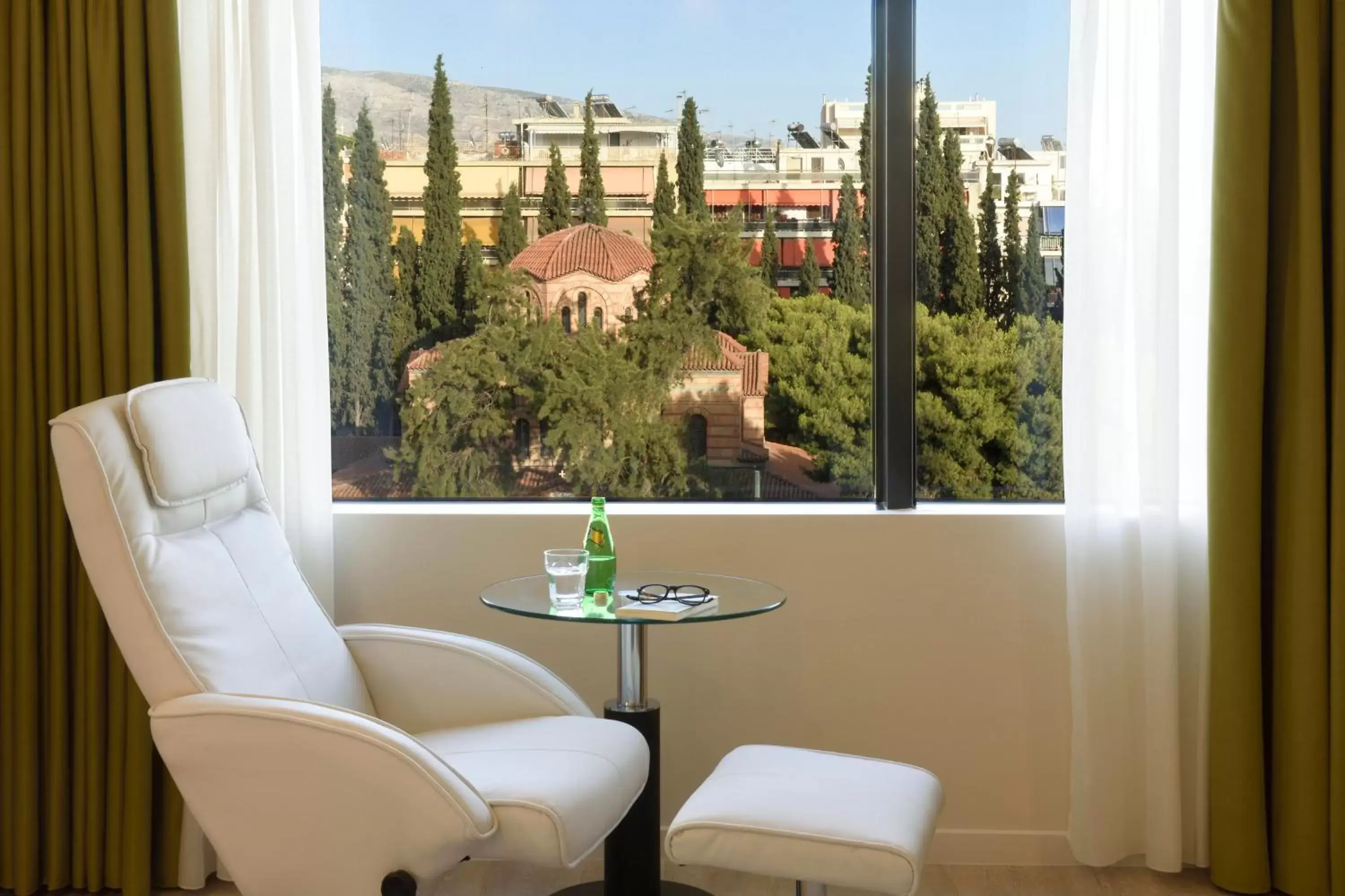 City view, Seating Area in Athens Avenue Hotel