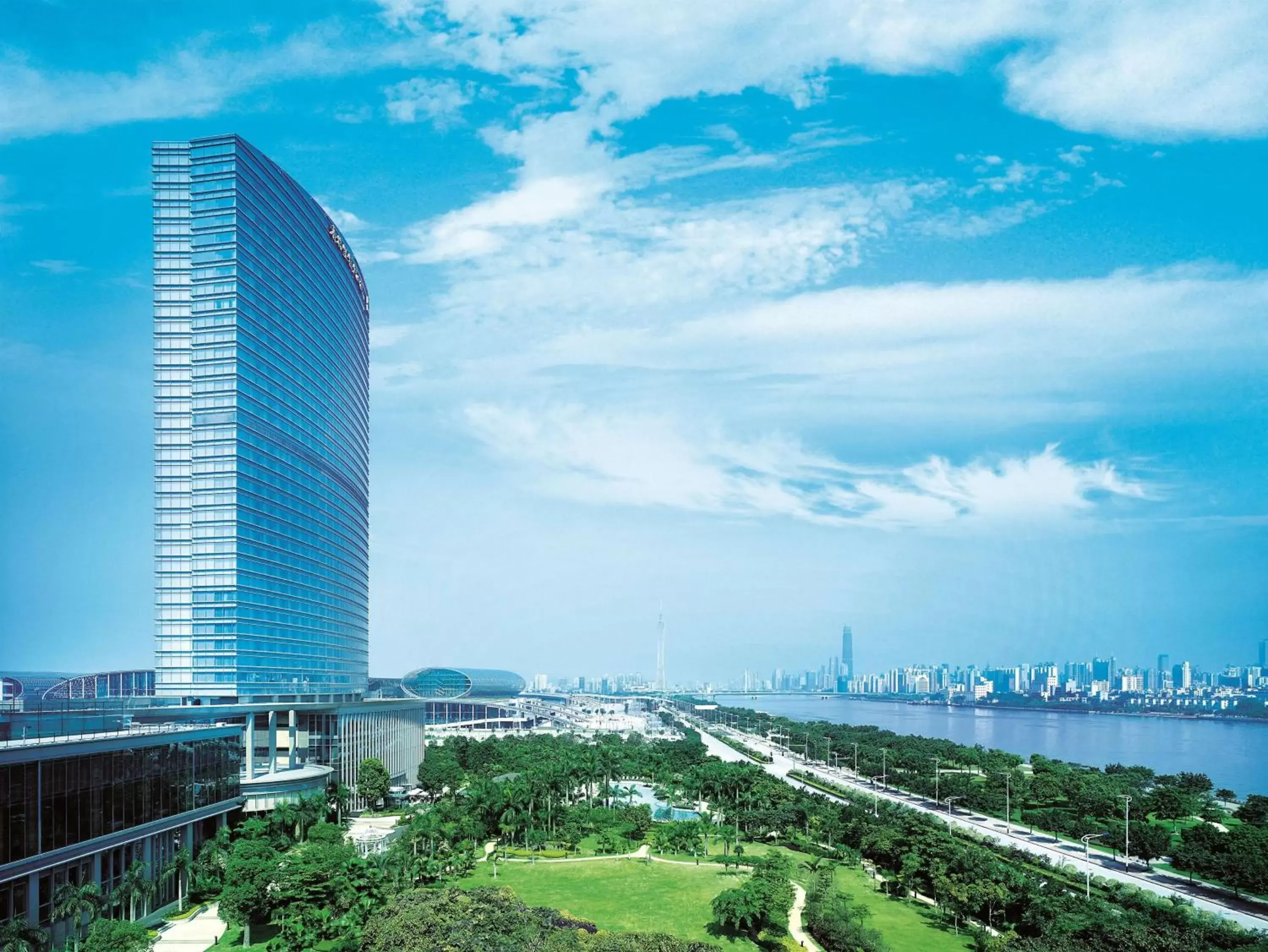 Property building in Shangri-La Guangzhou