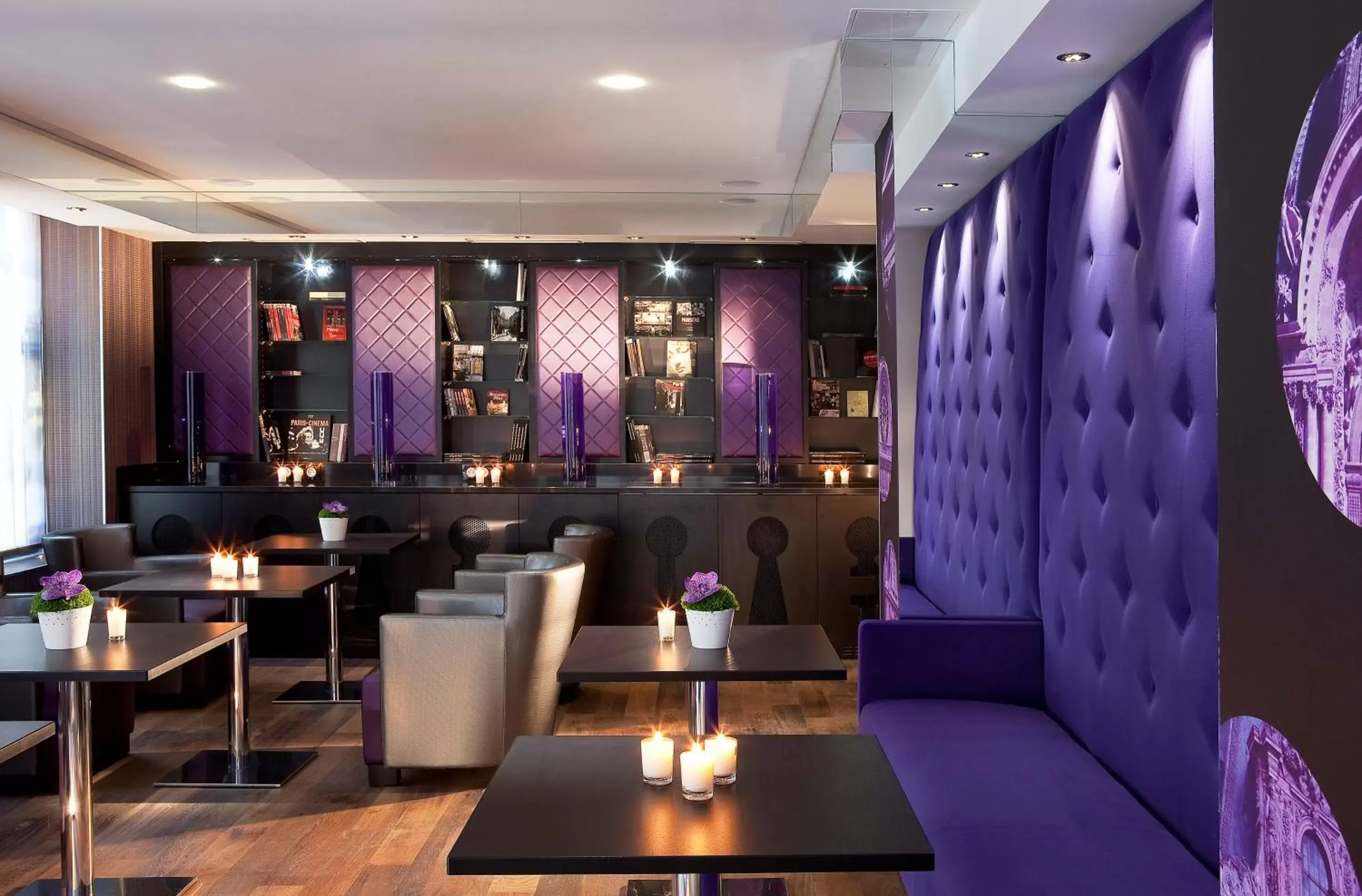 Restaurant/places to eat, Lounge/Bar in Secret de Paris - Hotel & Spa