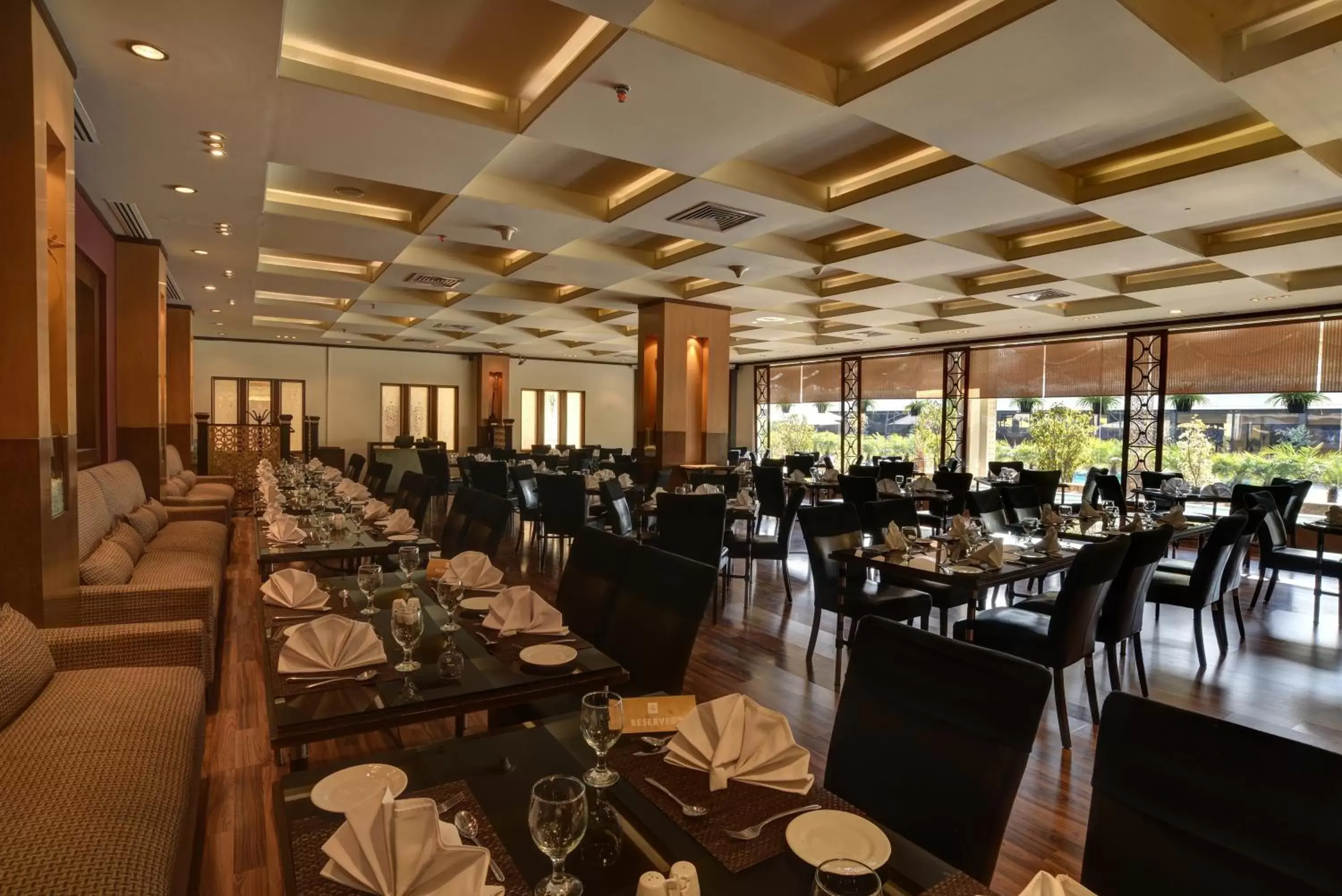 Restaurant/Places to Eat in Pearl Continental Hotel, Rawalpindi
