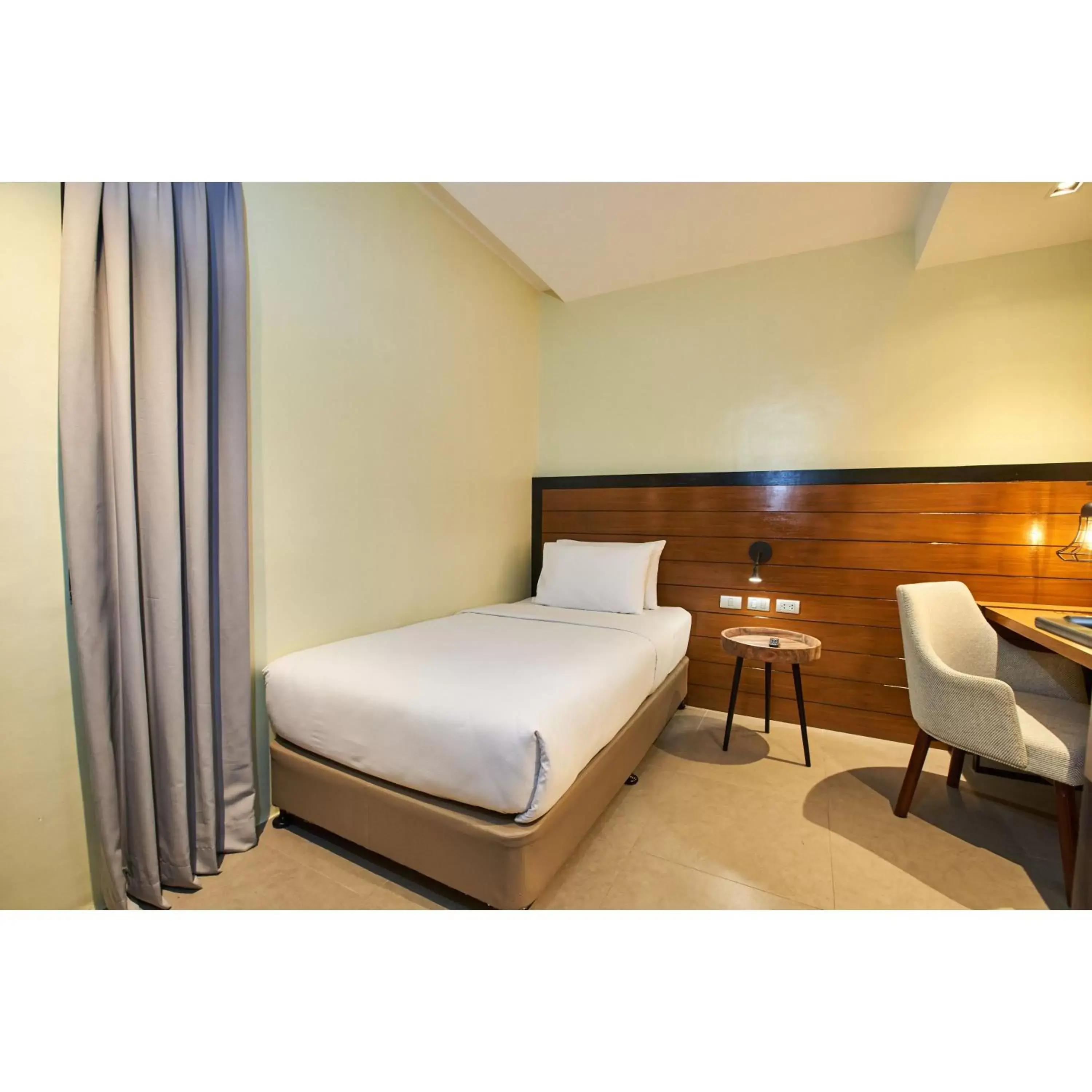 Bed in Summit Galleria Cebu - Multiple Use Hotel