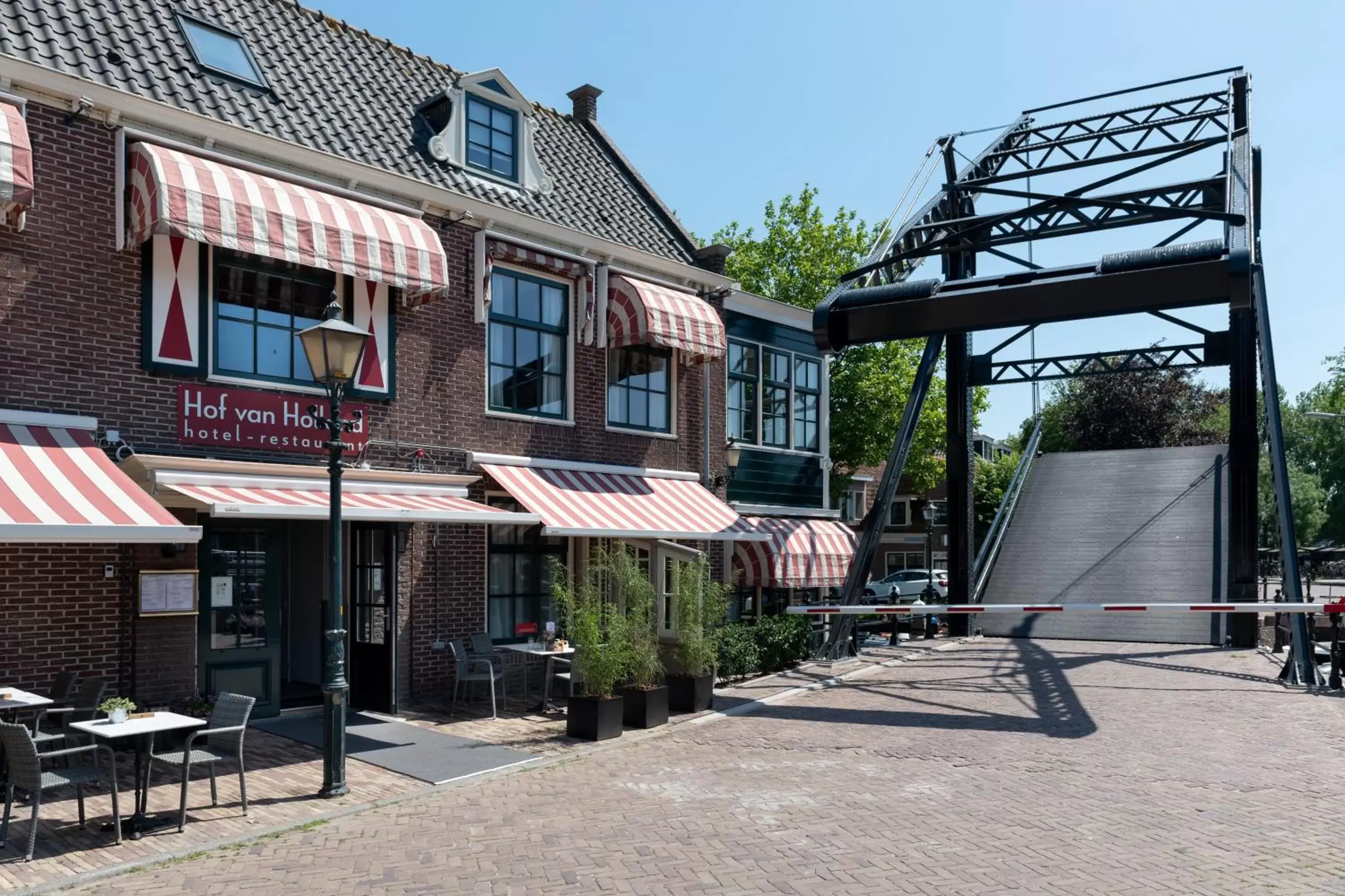 Facade/entrance, Property Building in Hof van Holland Hotel