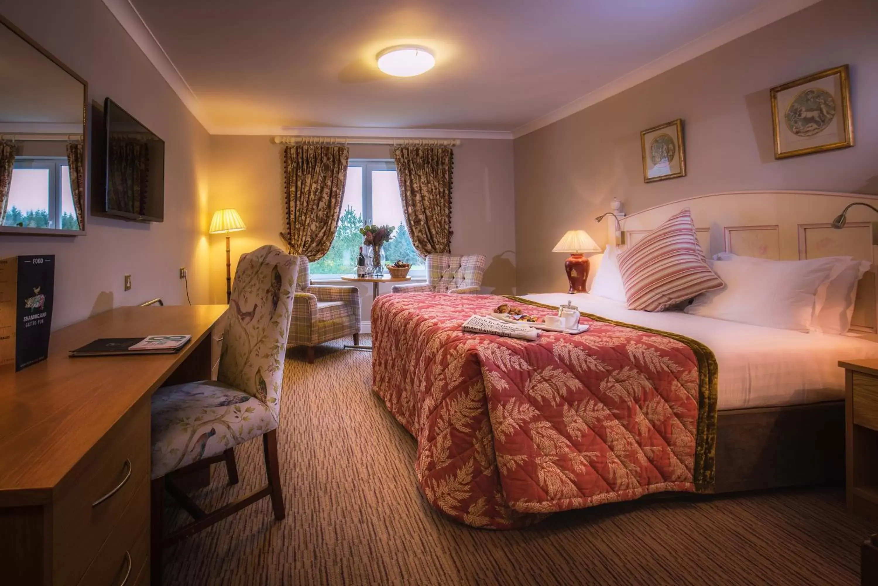 Photo of the whole room, Bed in The Inn at Dromoland