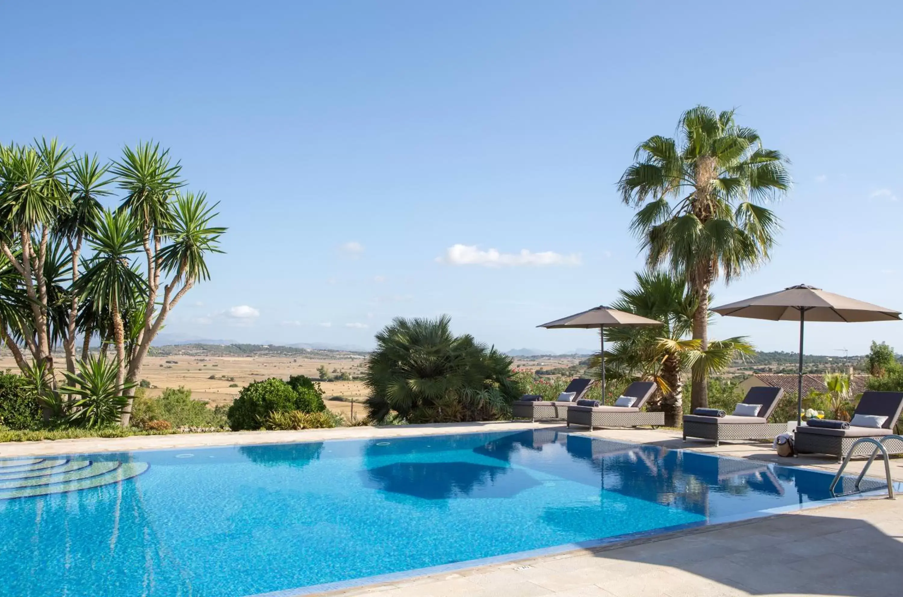 Swimming Pool in Casa Font i Roig