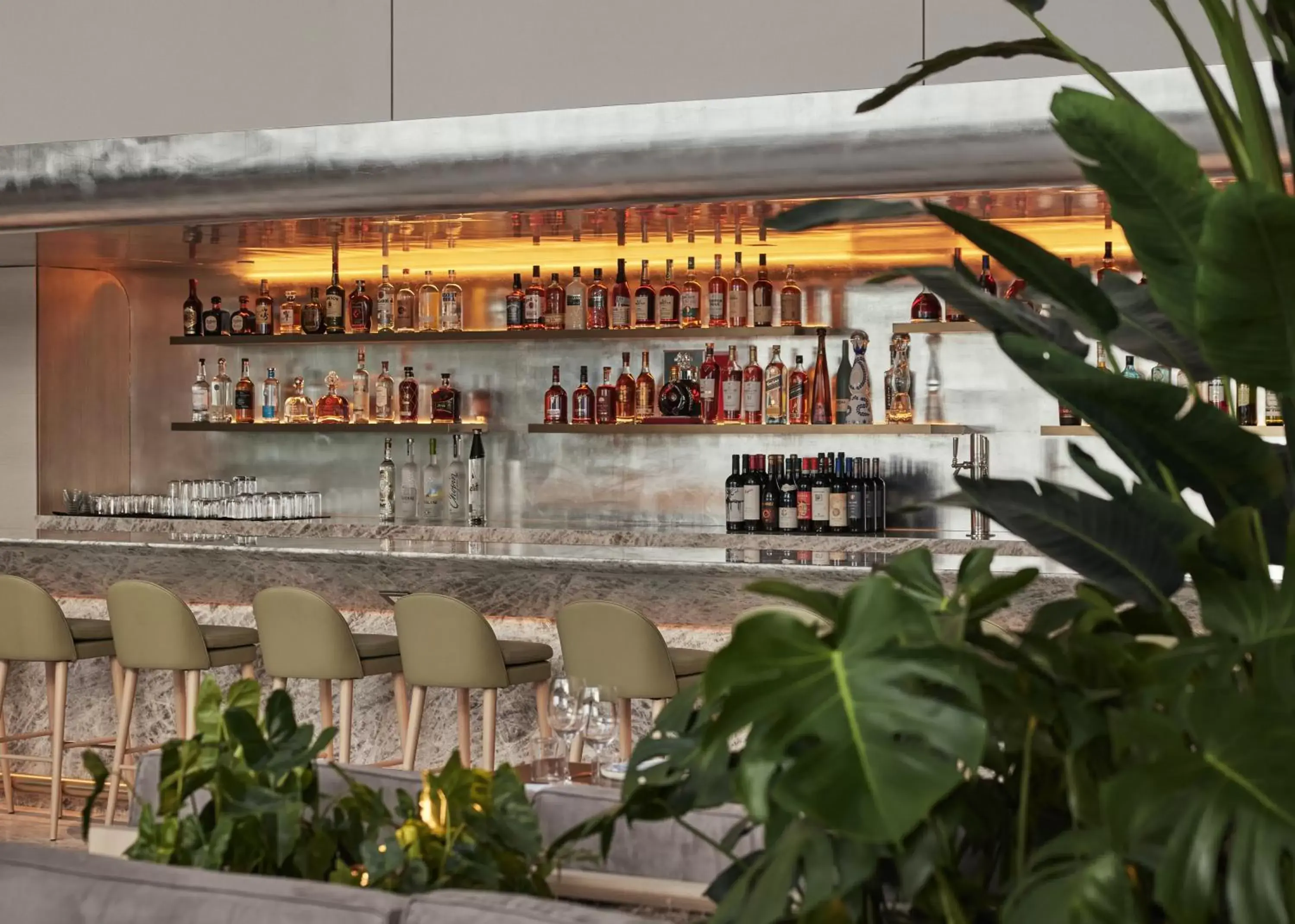 Restaurant/places to eat, Lounge/Bar in Hotel AKA Brickell