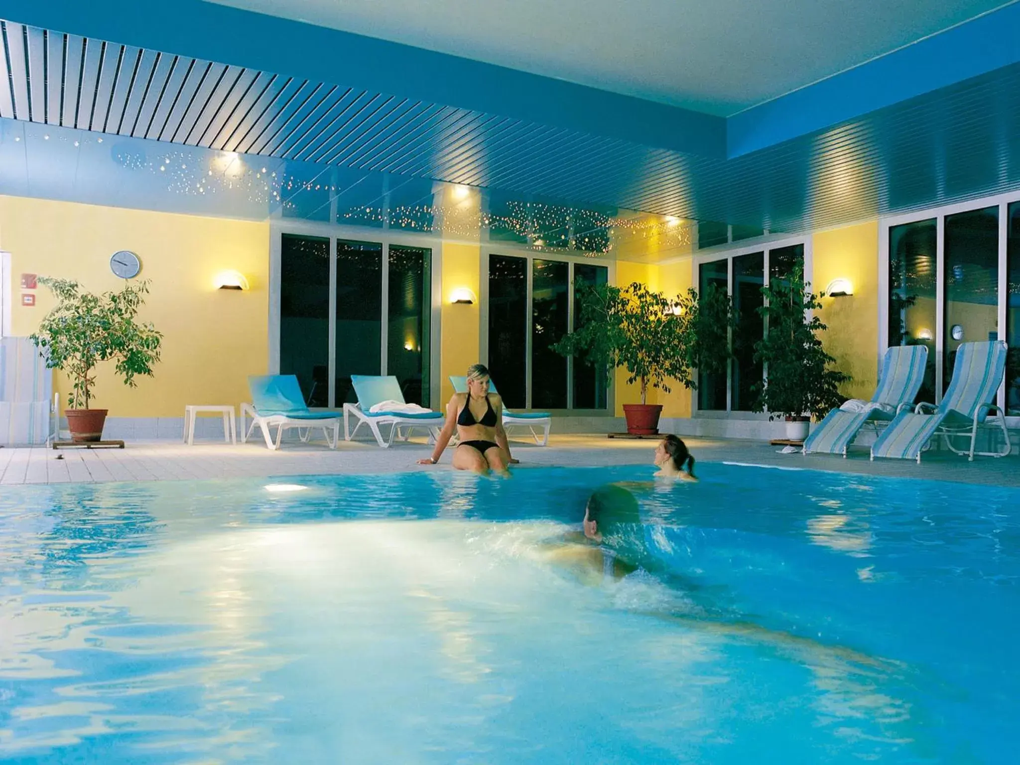 Guests, Swimming Pool in Central Swiss Quality Sporthotel