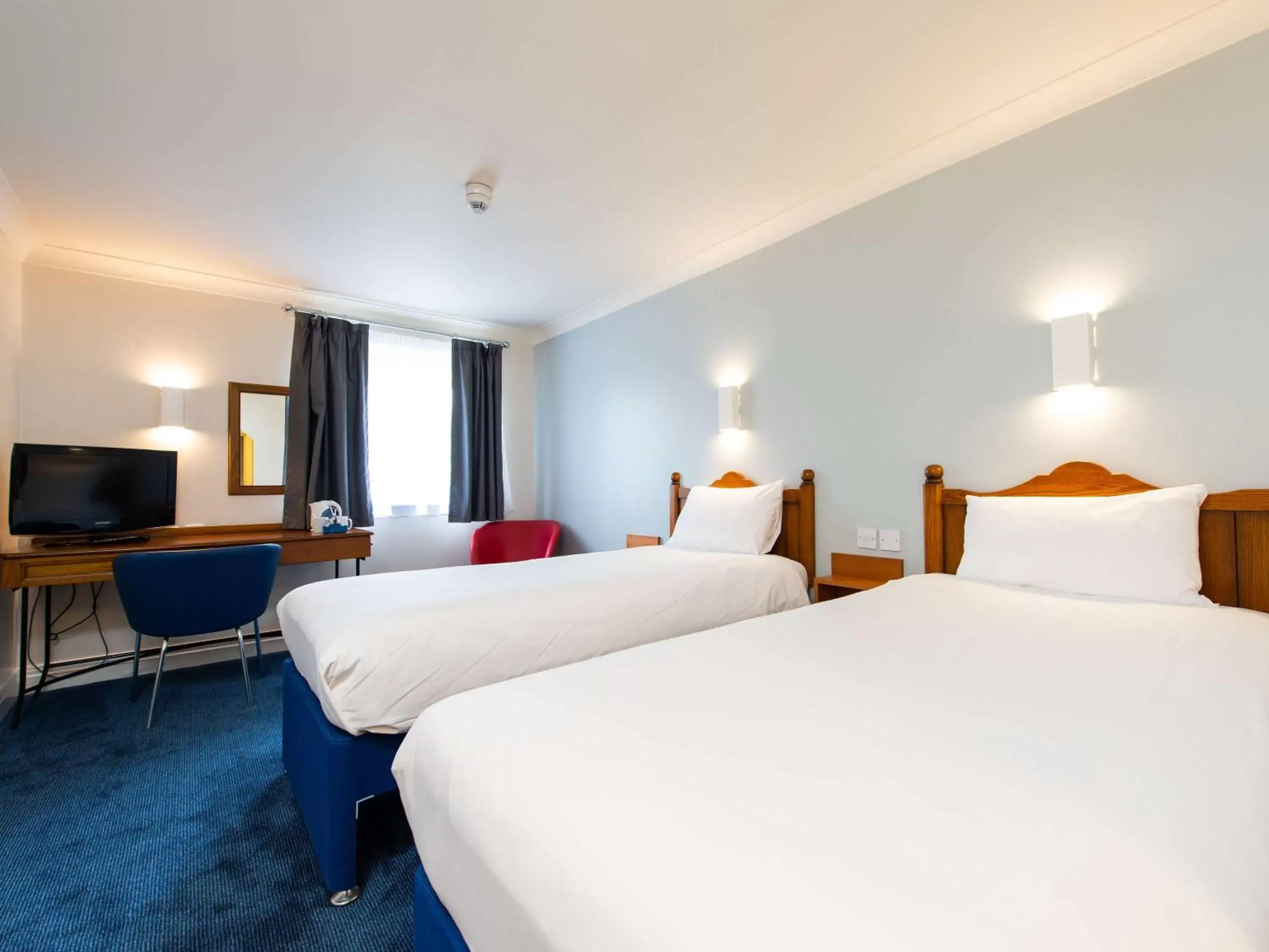 Bedroom, Bed in ibis budget Glasgow Cumbernauld