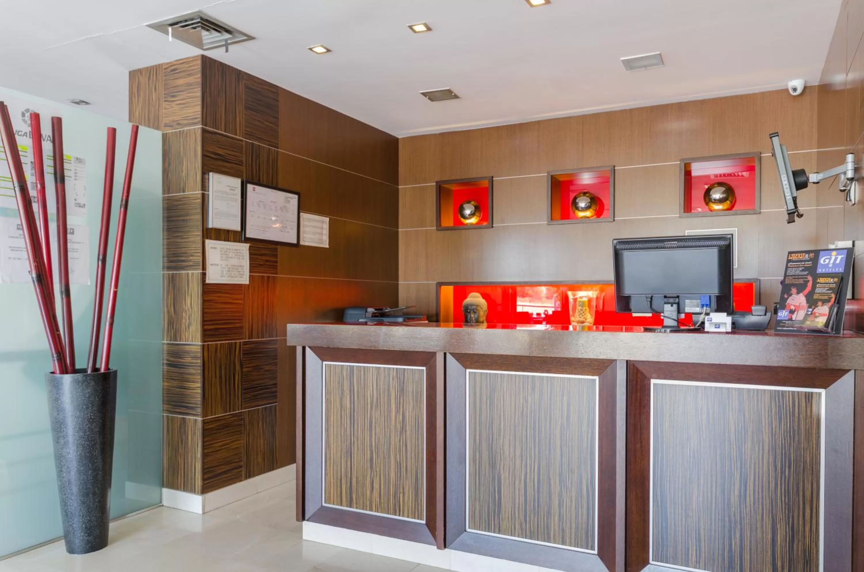 Lobby or reception in YIT Conquista de Granada