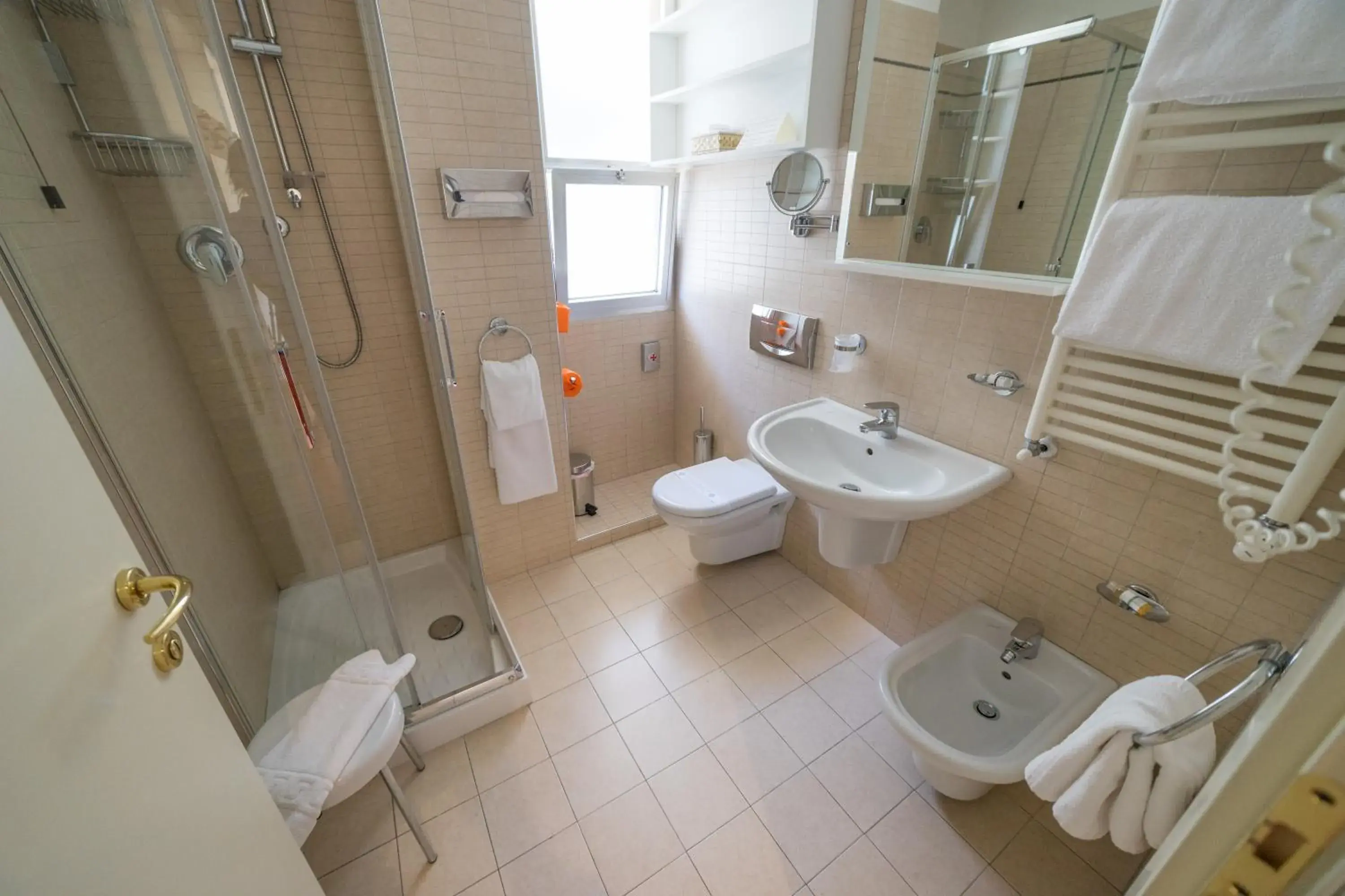 Shower, Bathroom in Hotel Garden Lido