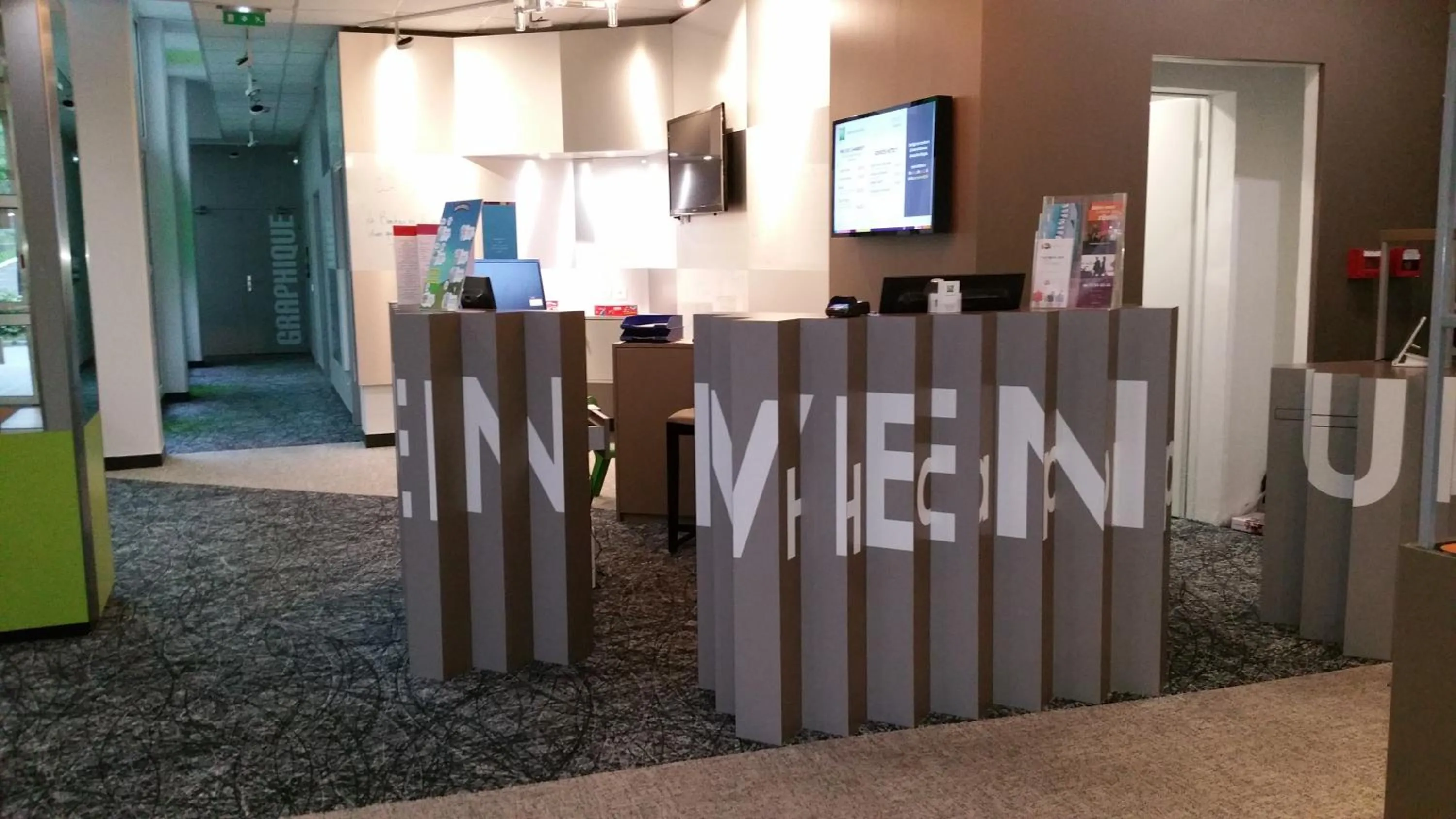 Lobby or reception in ibis Styles Antony Paris Sud