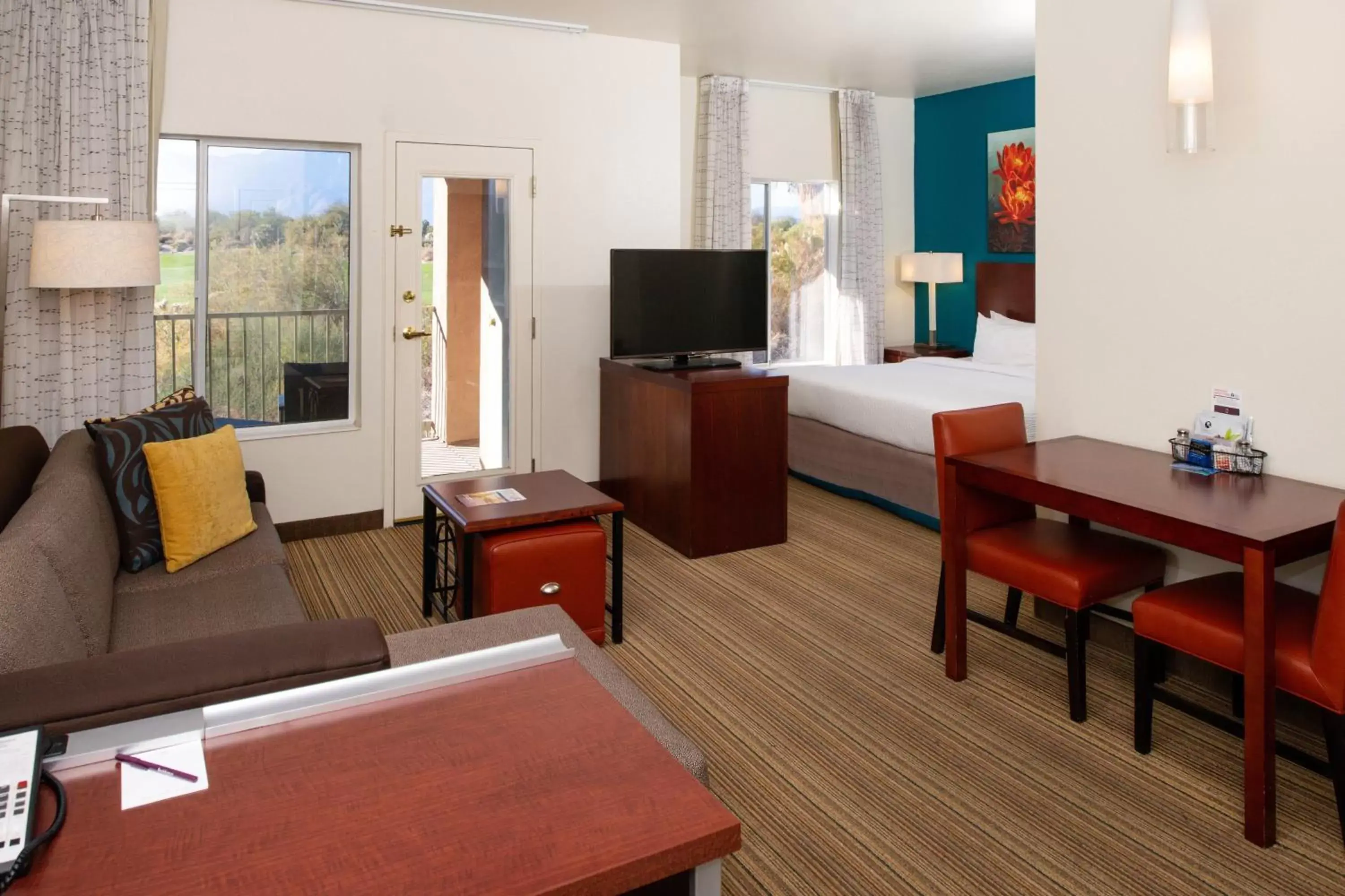 Living room, TV/Entertainment Center in Residence Inn Palm Desert