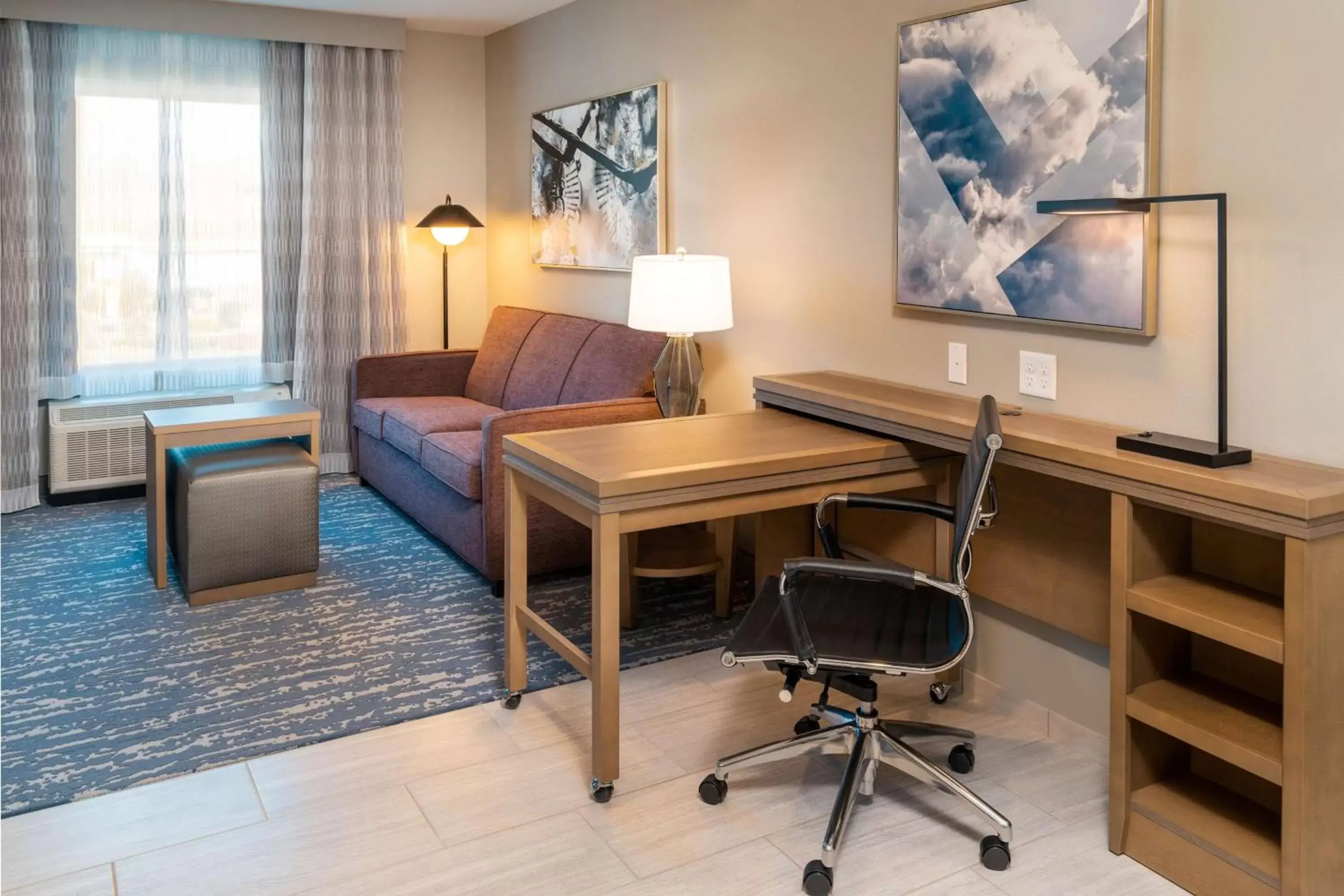 Bedroom, Seating Area in Homewood Suites By Hilton Livermore, Ca